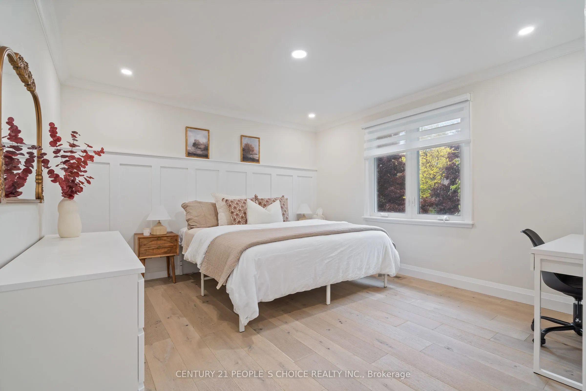 7 Carl Crescent