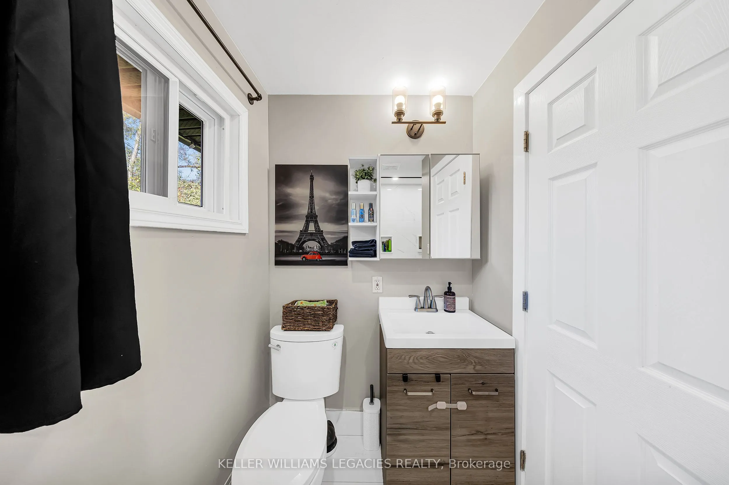 74 Cowans Crescent