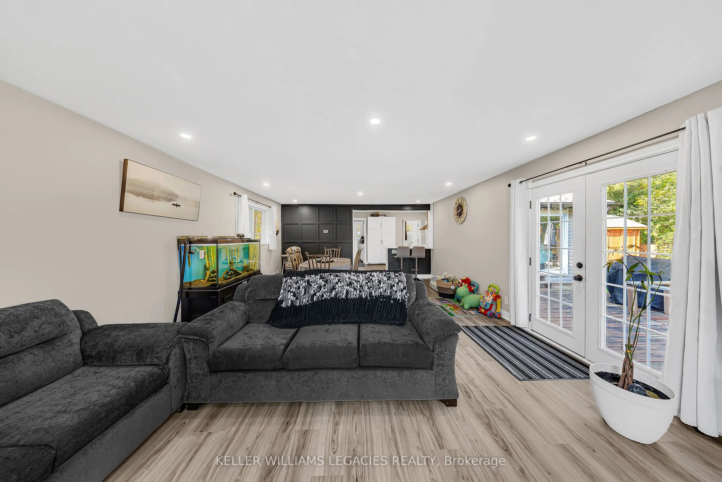 74 Cowans Crescent