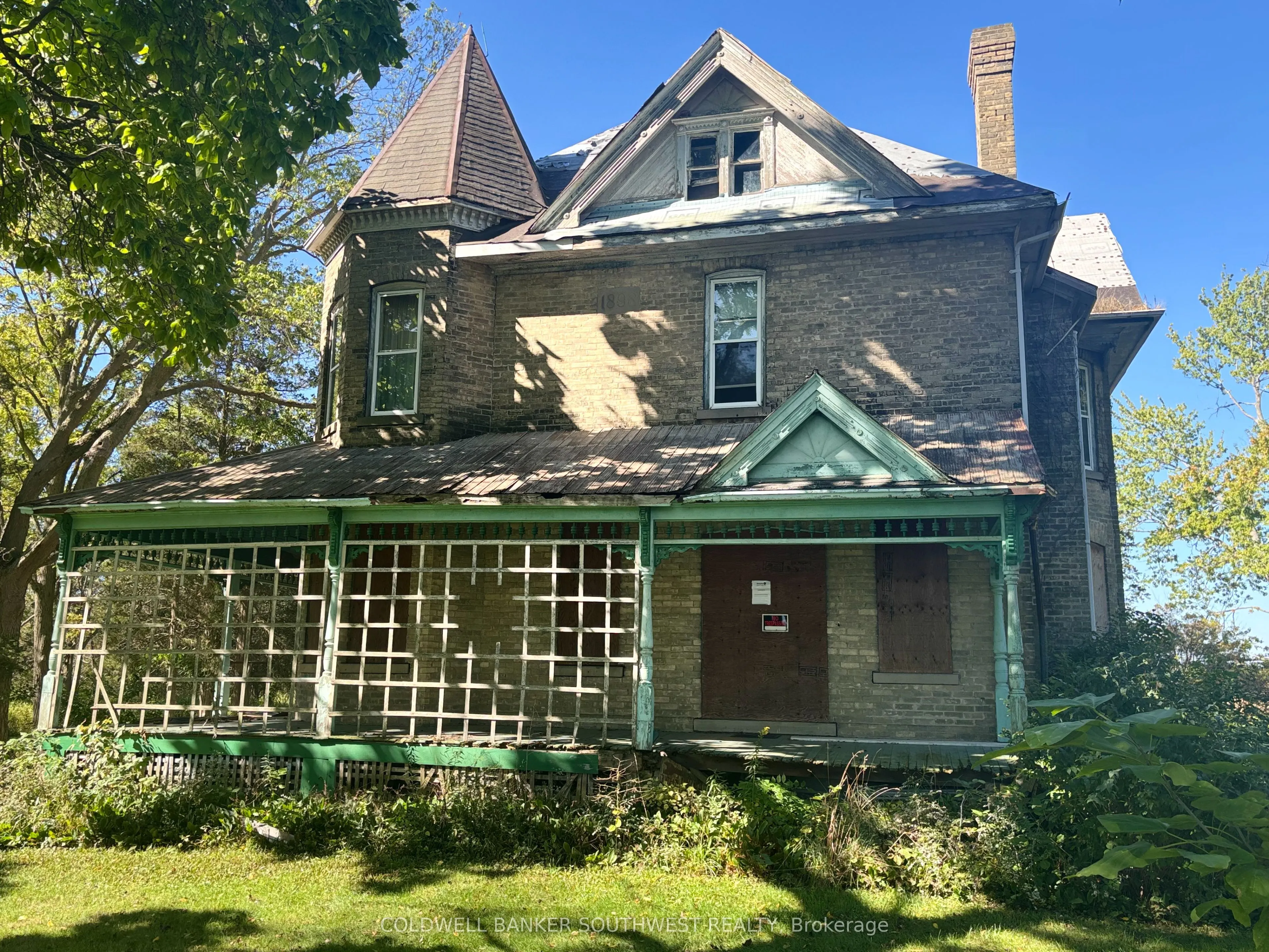 3127 Brigden Road