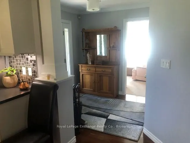 395 Joseph Street W, #8