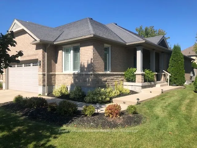395 Joseph Street W, #8