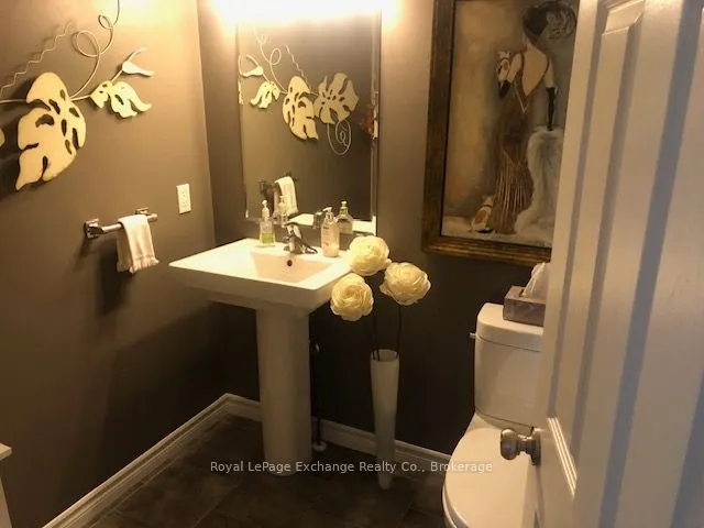 395 Joseph Street W, #8