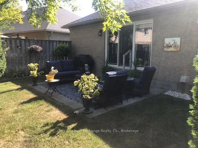 395 Joseph Street W, #8