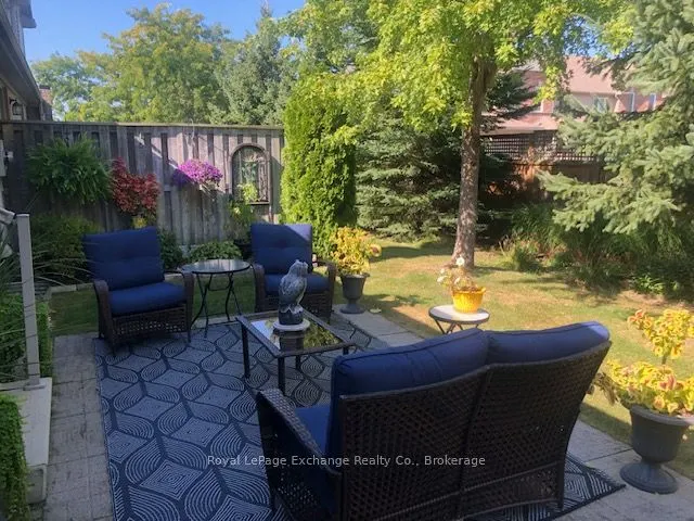 395 Joseph Street W, #8