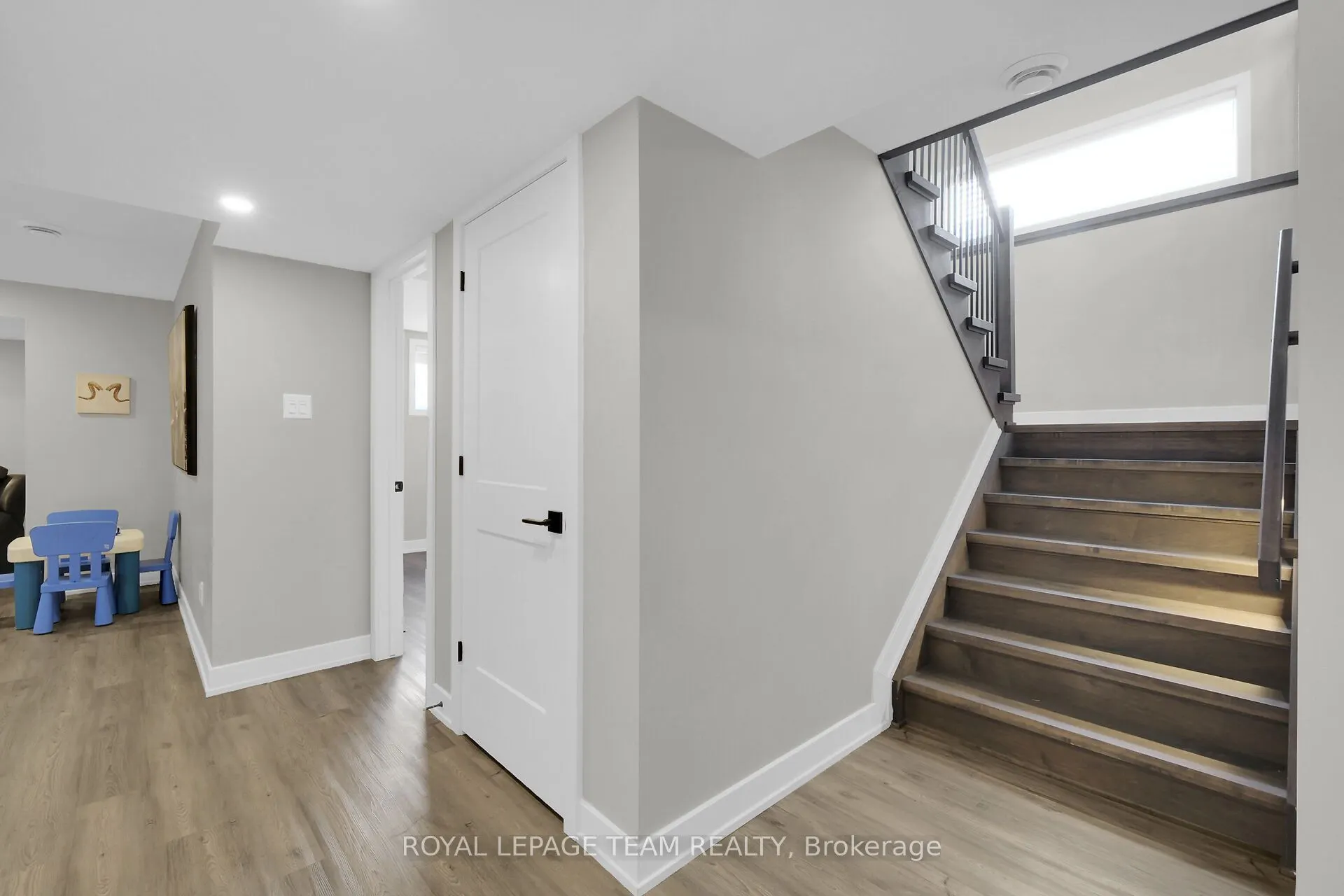 504 Barrage Street