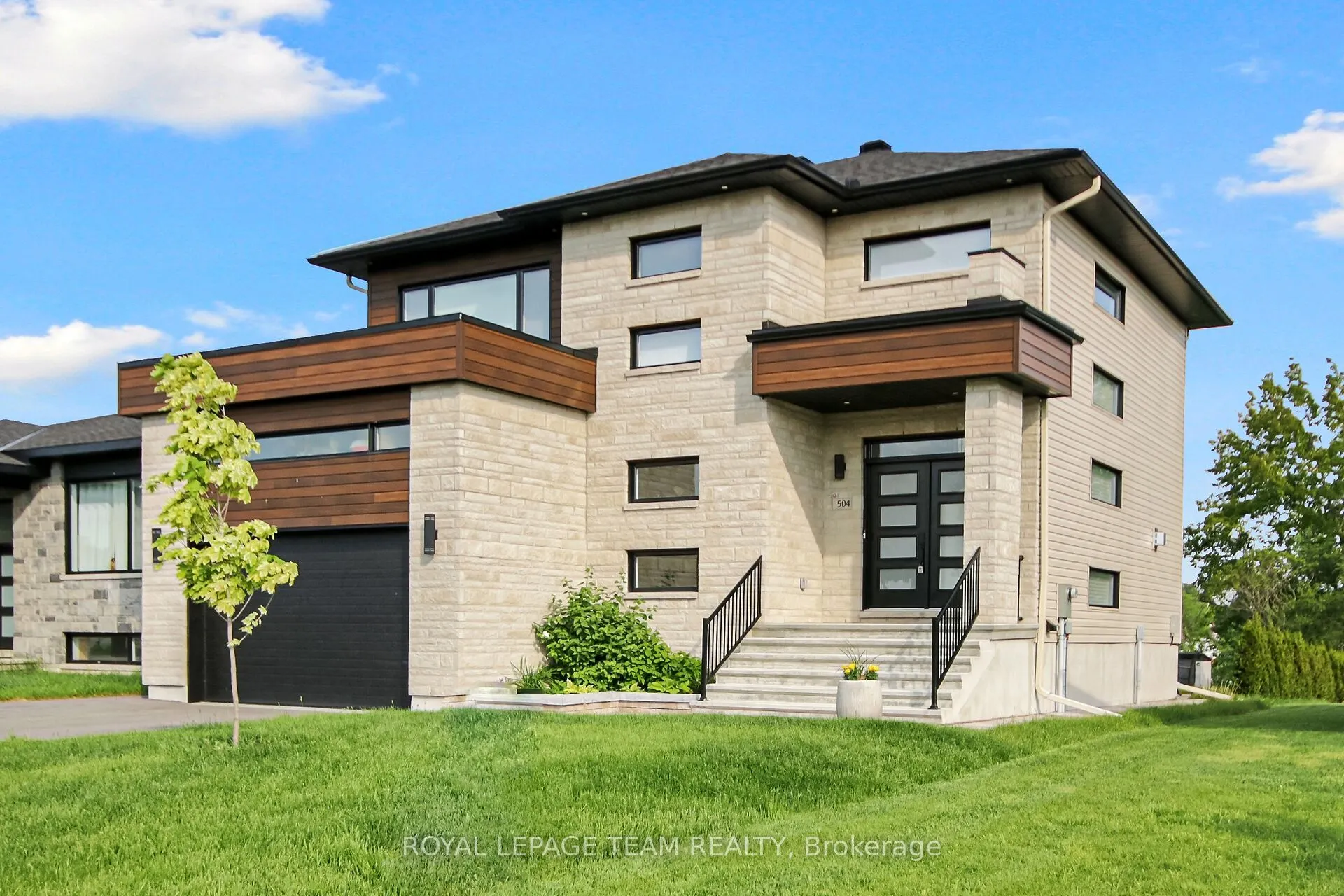 504 Barrage Street