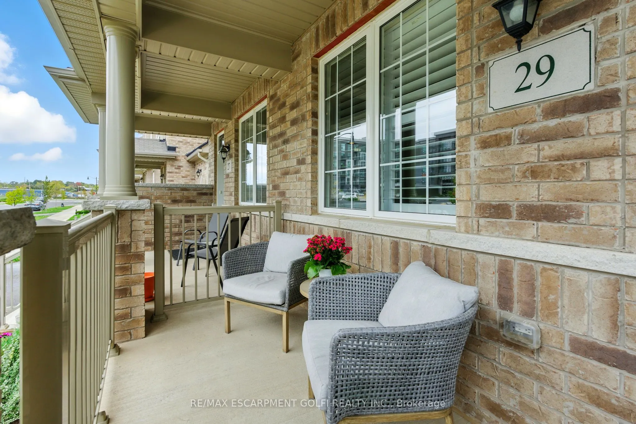 29 Riverwalk Drive