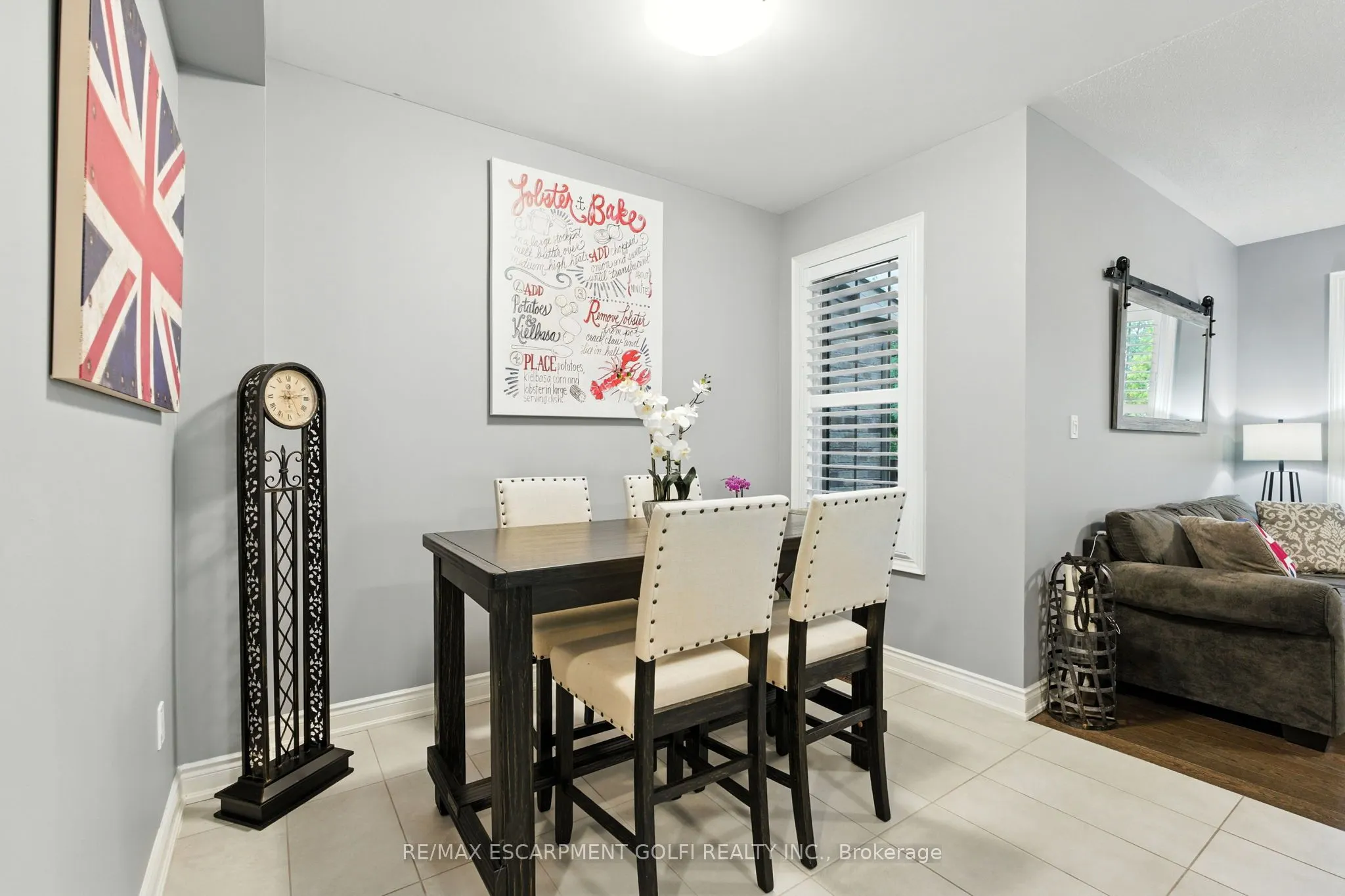 29 Riverwalk Drive