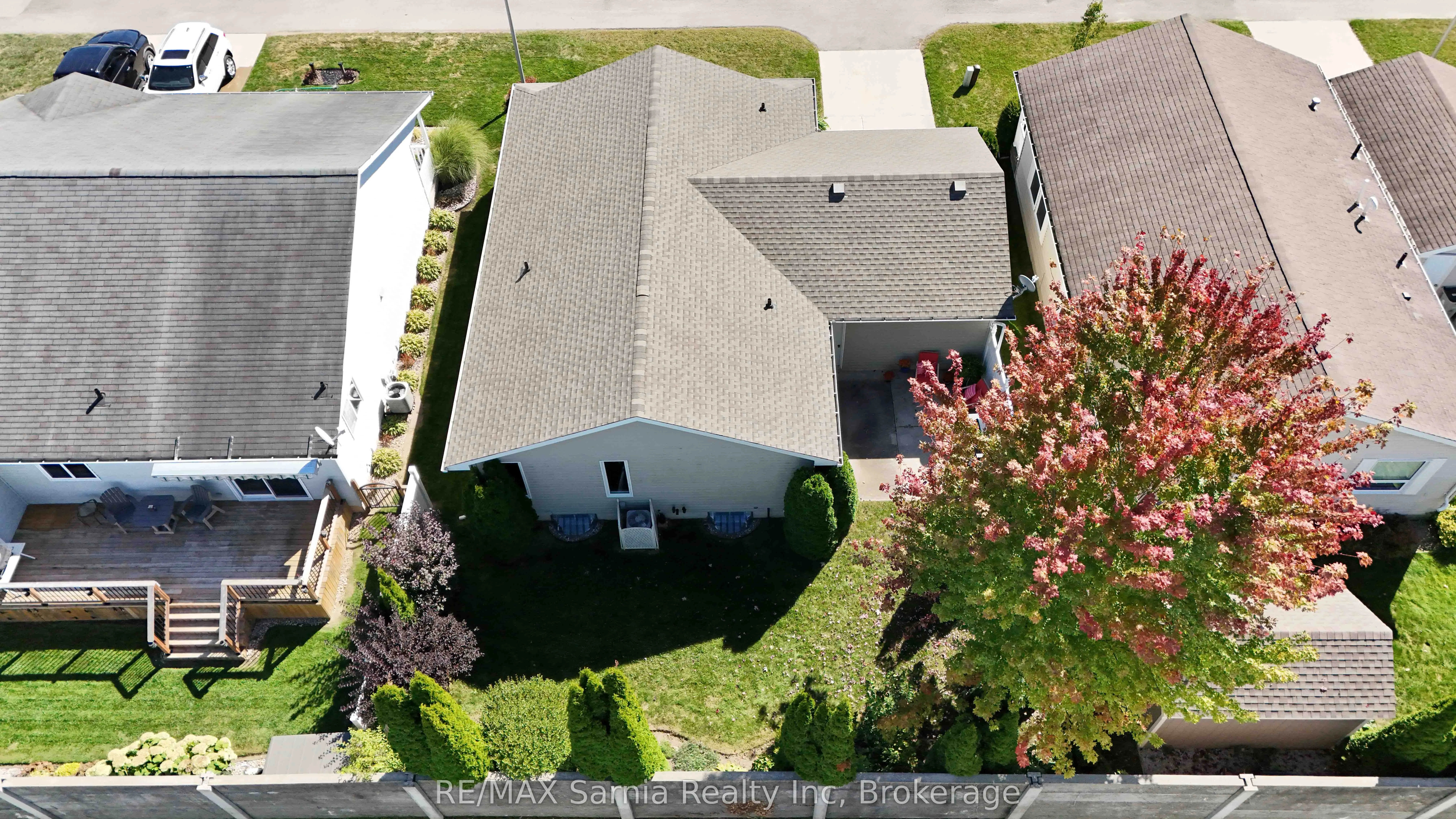 458 RICHARD Crescent