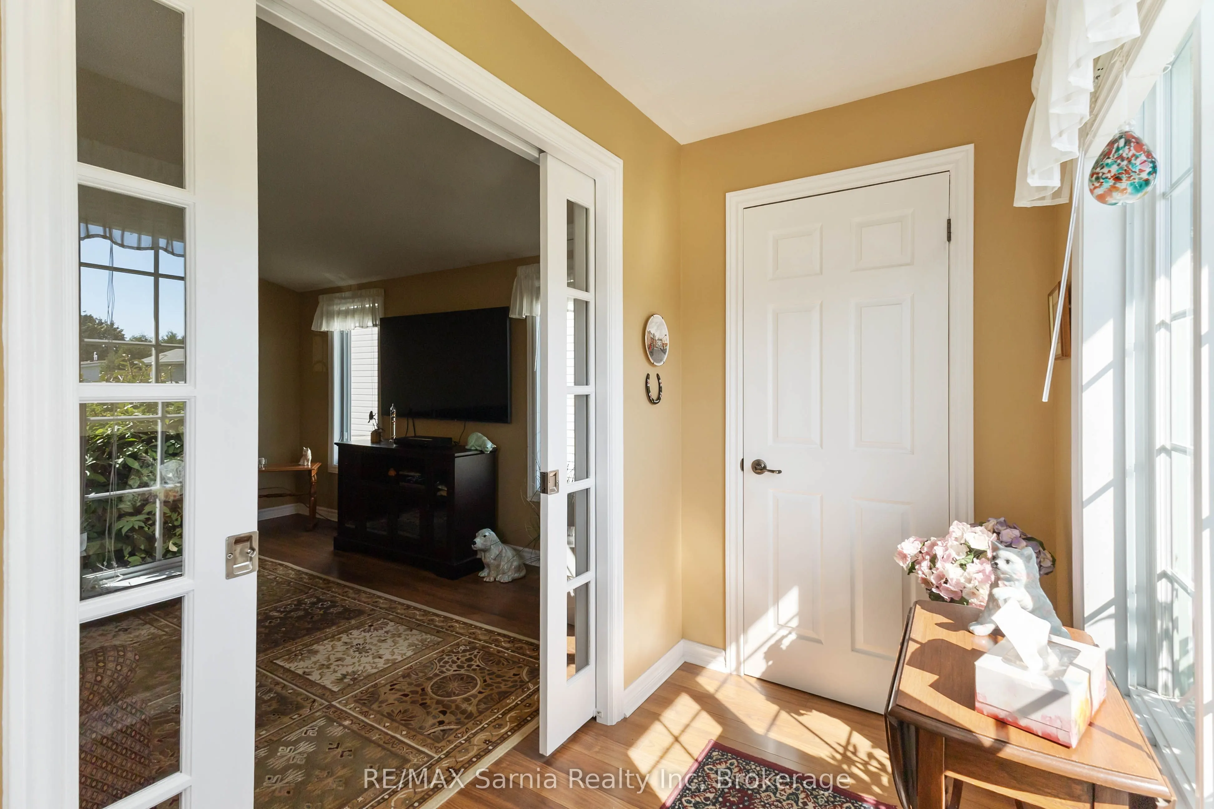 458 RICHARD Crescent