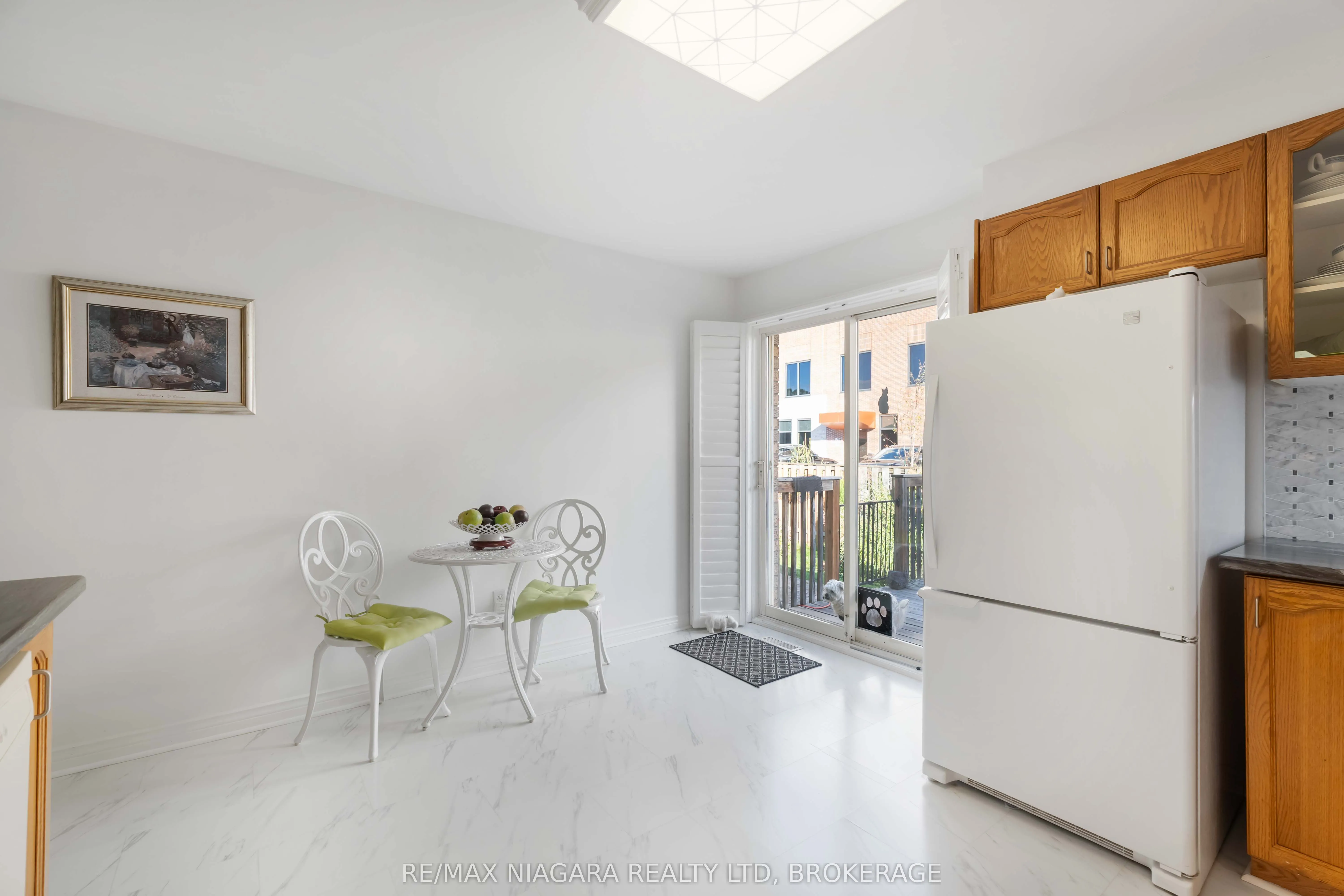 165 Main Street E, #14