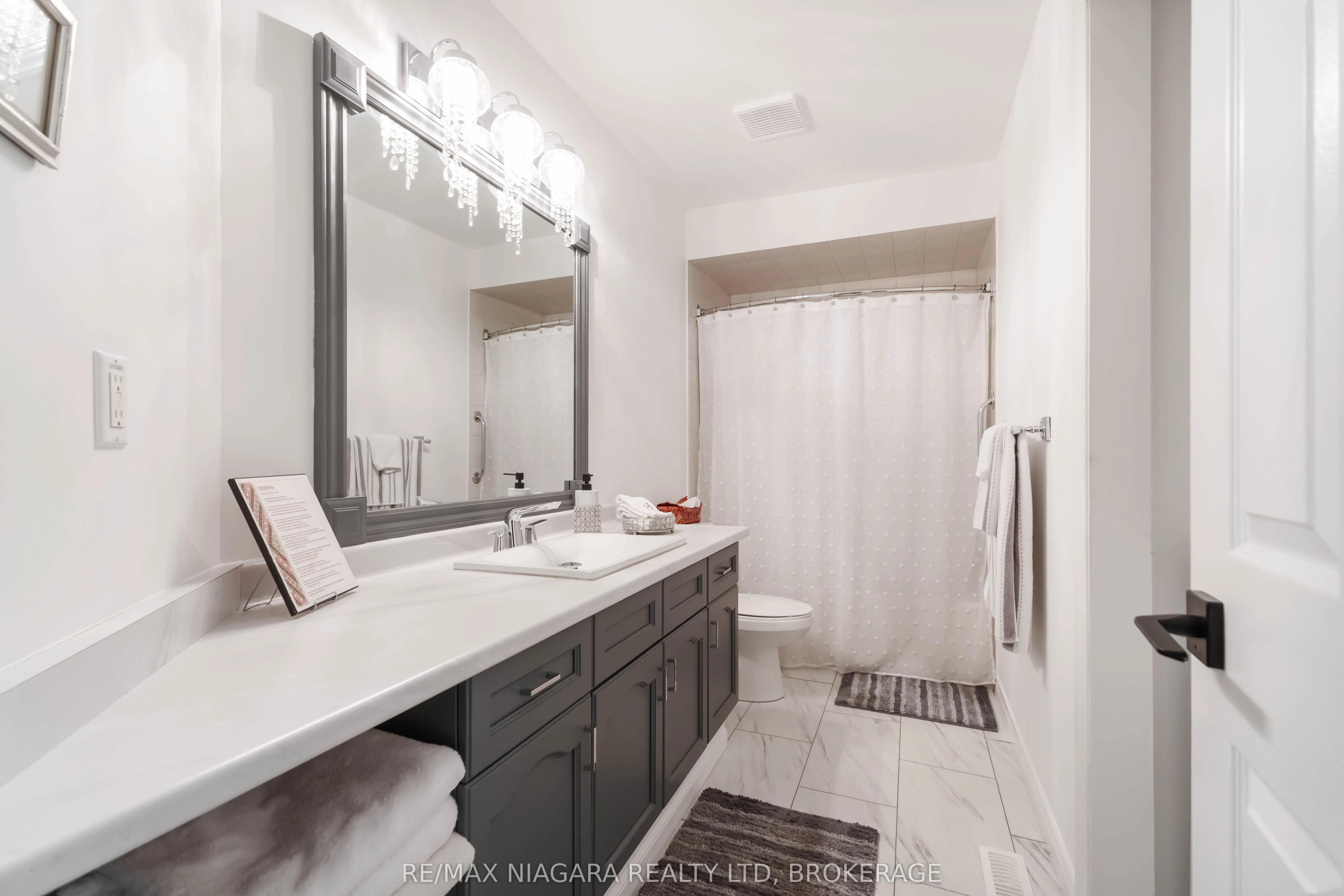 165 Main Street E, #14