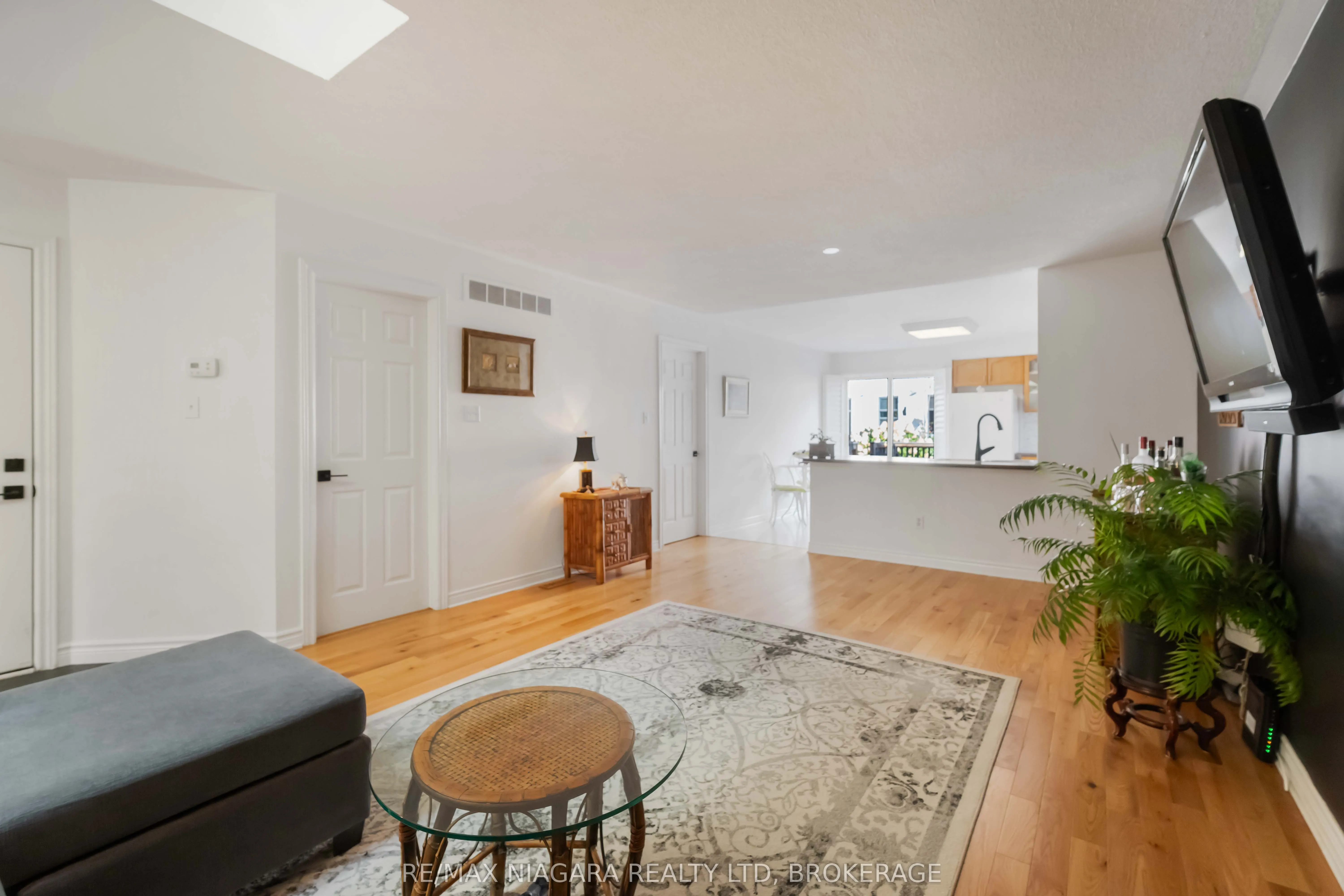 165 Main Street E, #14
