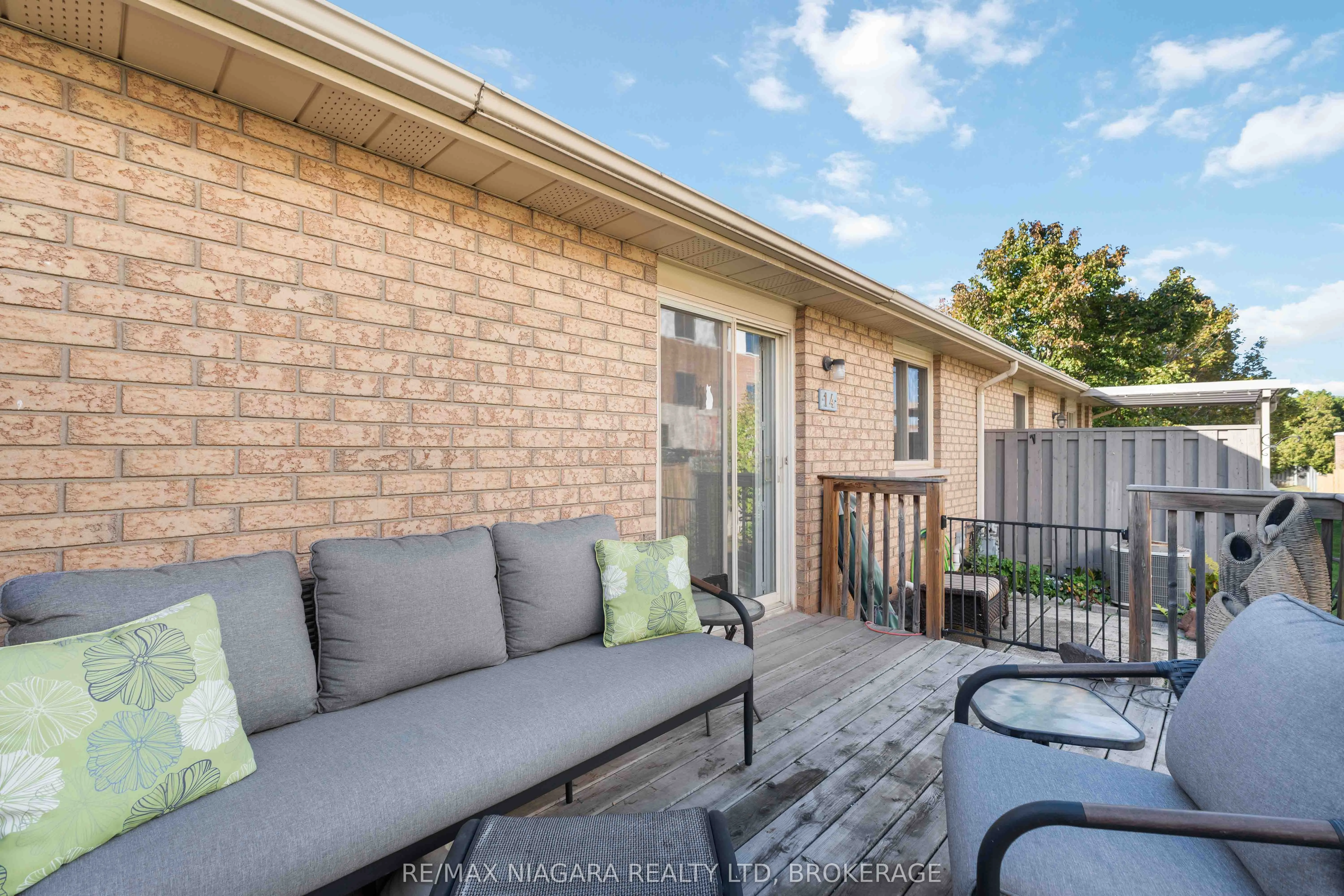 165 Main Street E, #14