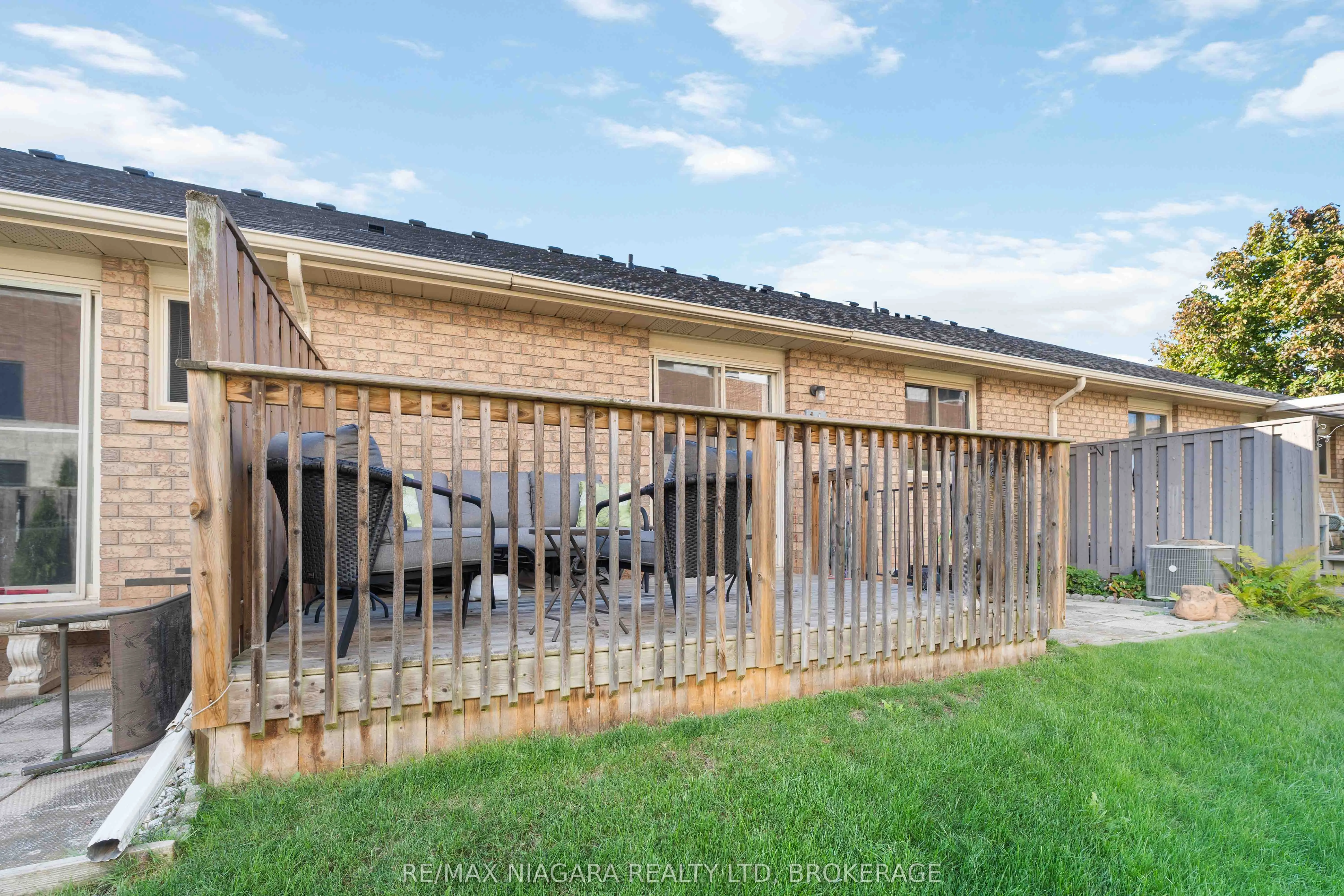 165 Main Street E, #14