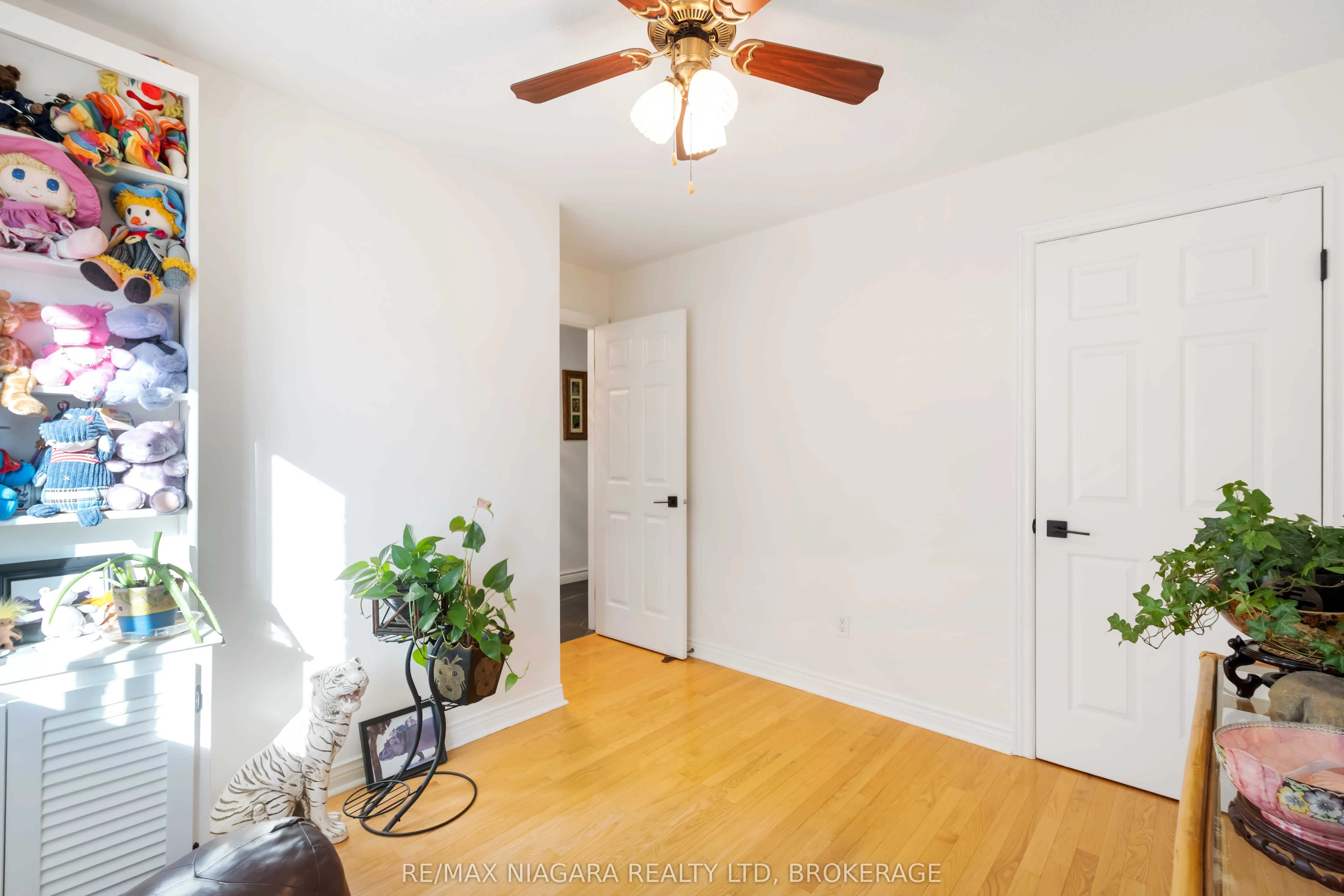 165 Main Street E, #14