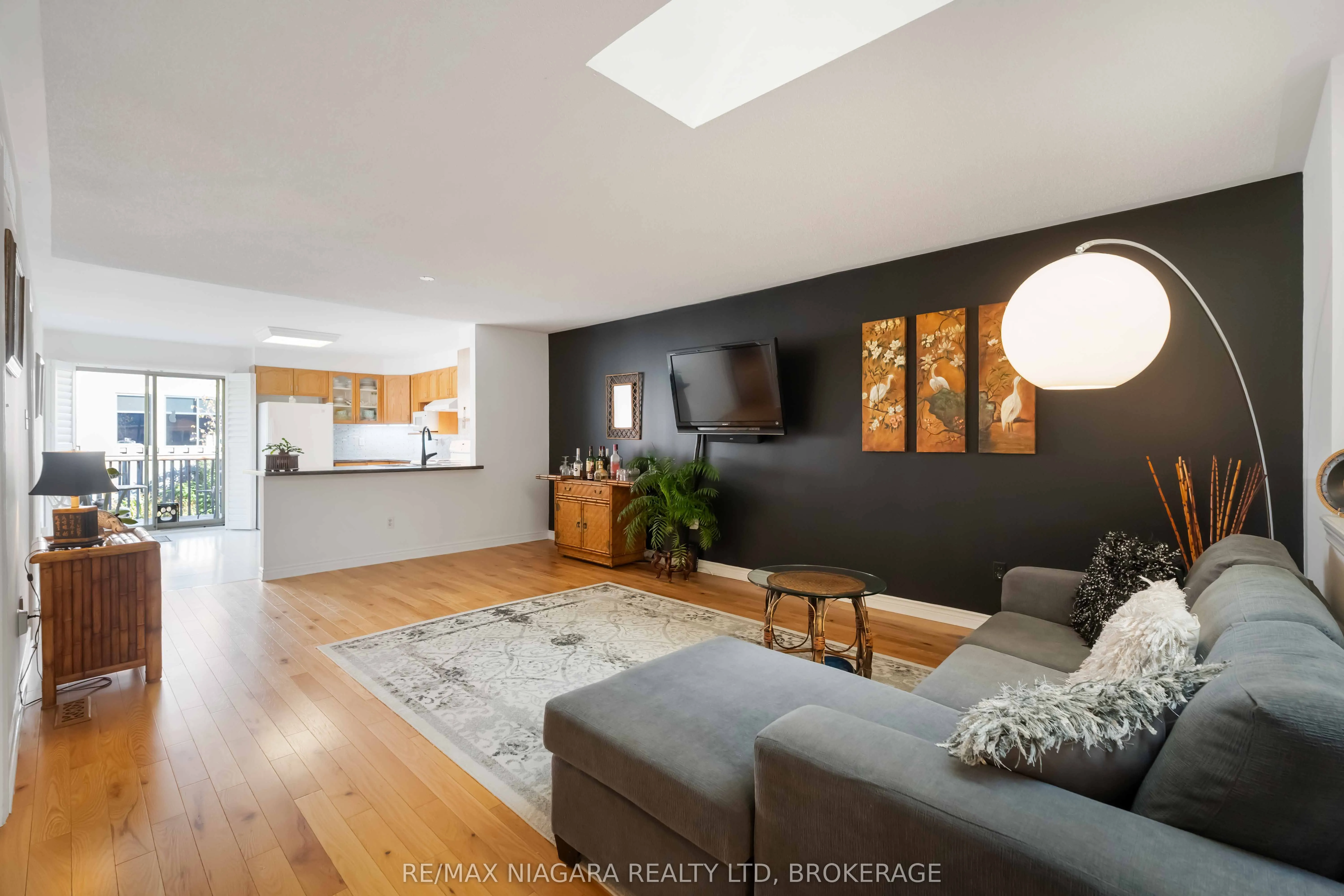 165 Main Street E, #14