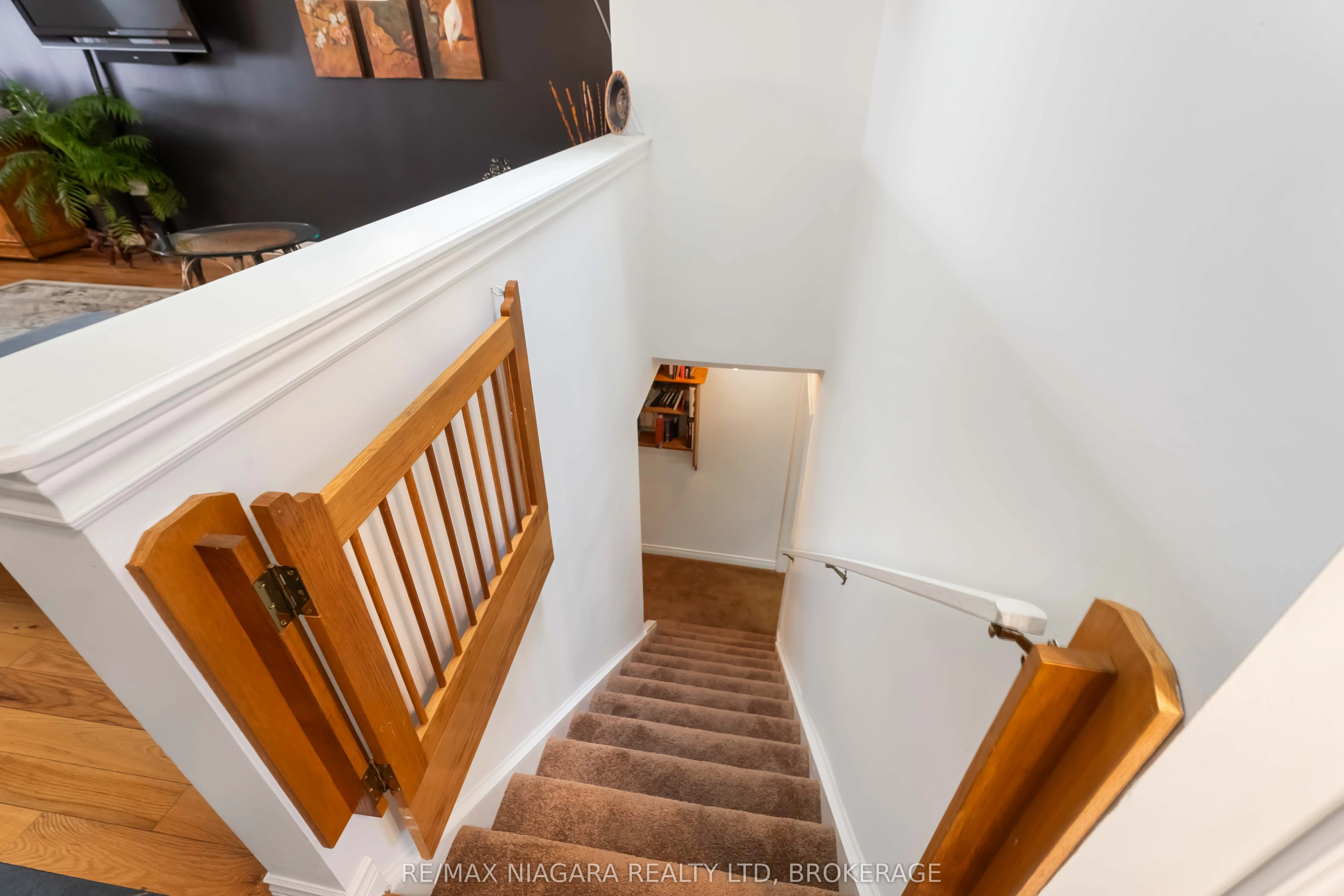 165 Main Street E, #14