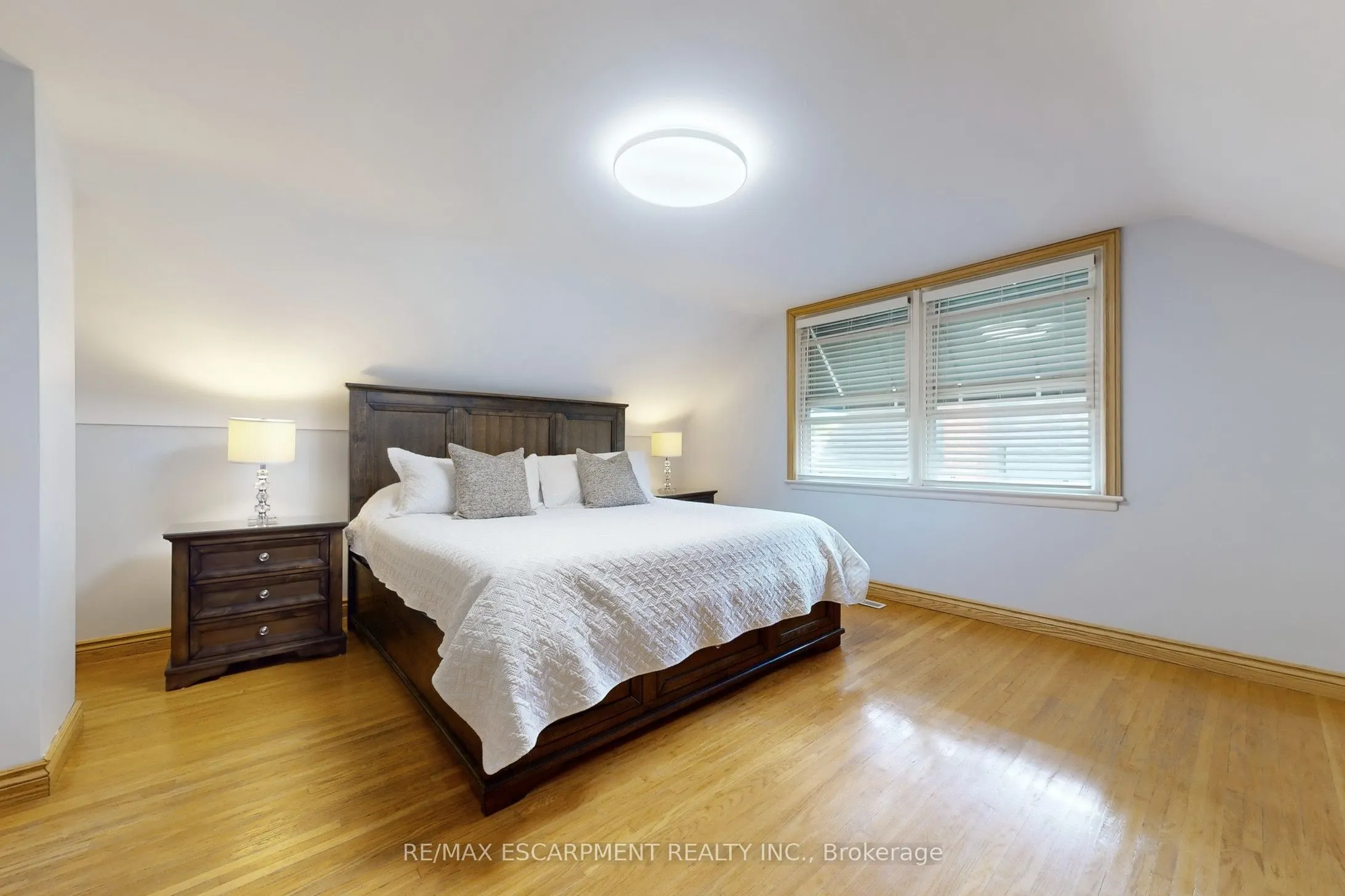 23 SYLVIA Crescent