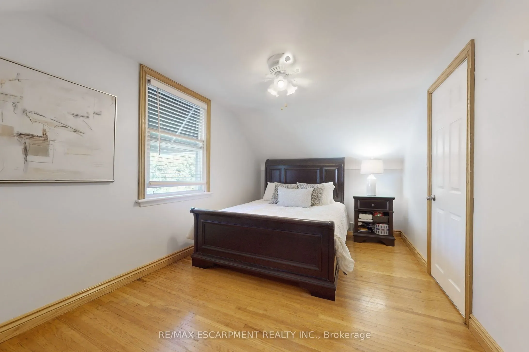 23 SYLVIA Crescent