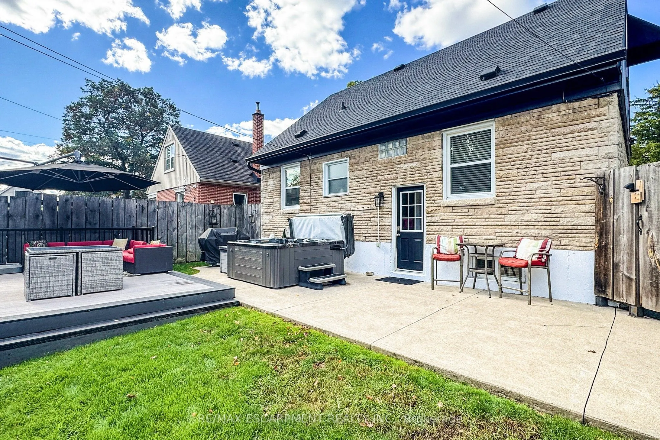 23 SYLVIA Crescent