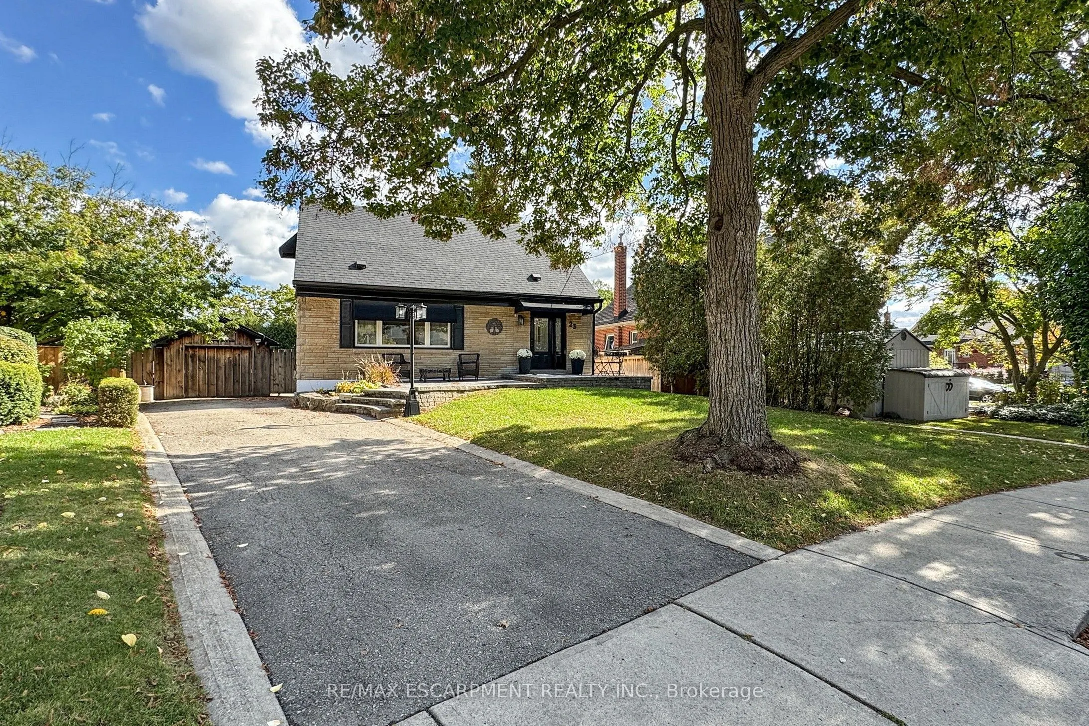 23 SYLVIA Crescent