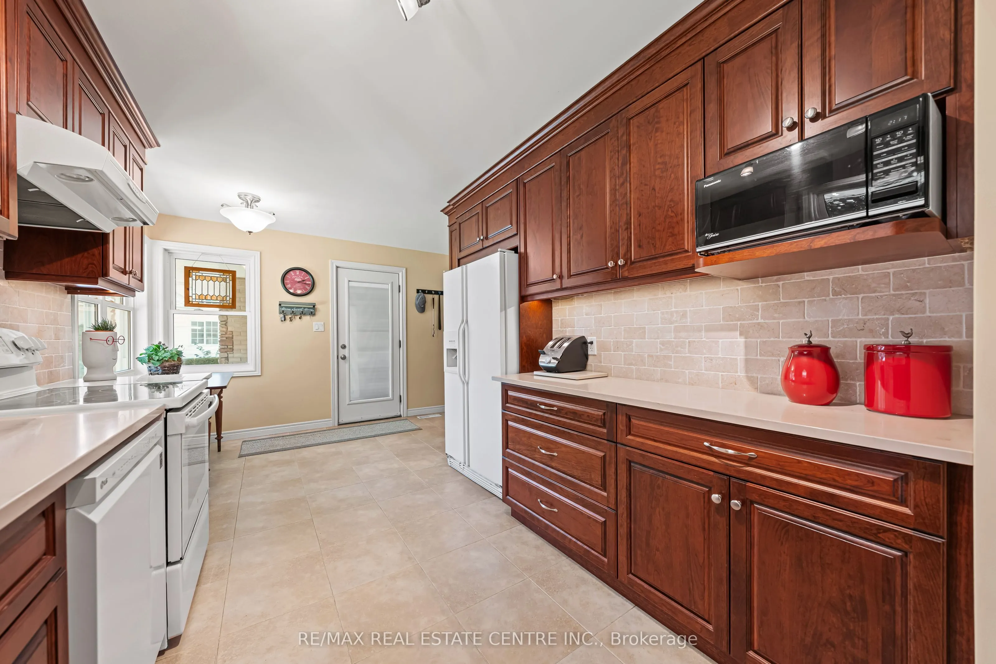 45 Highland Crescent