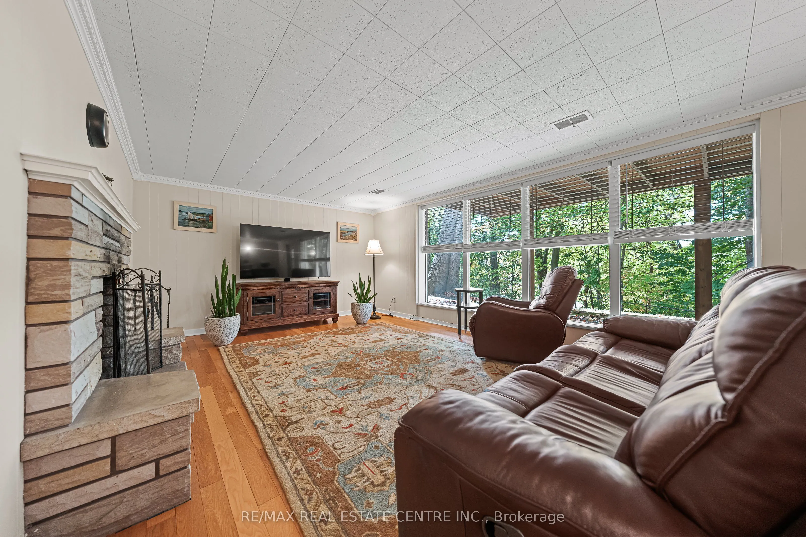 45 Highland Crescent