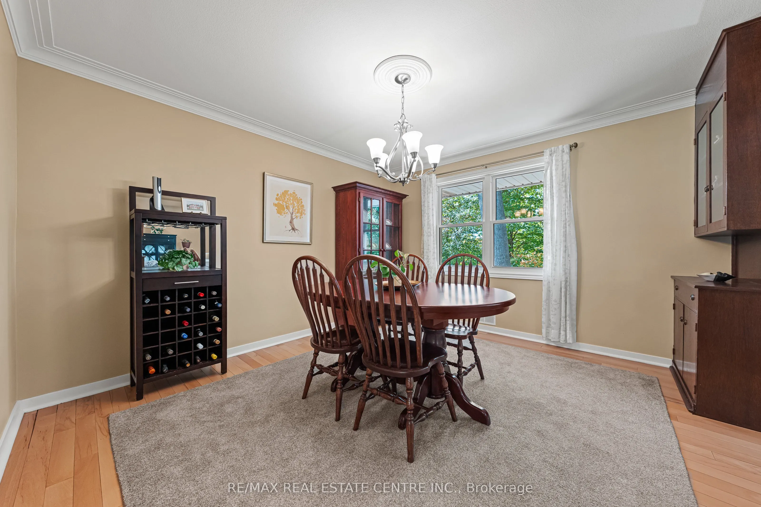 45 Highland Crescent