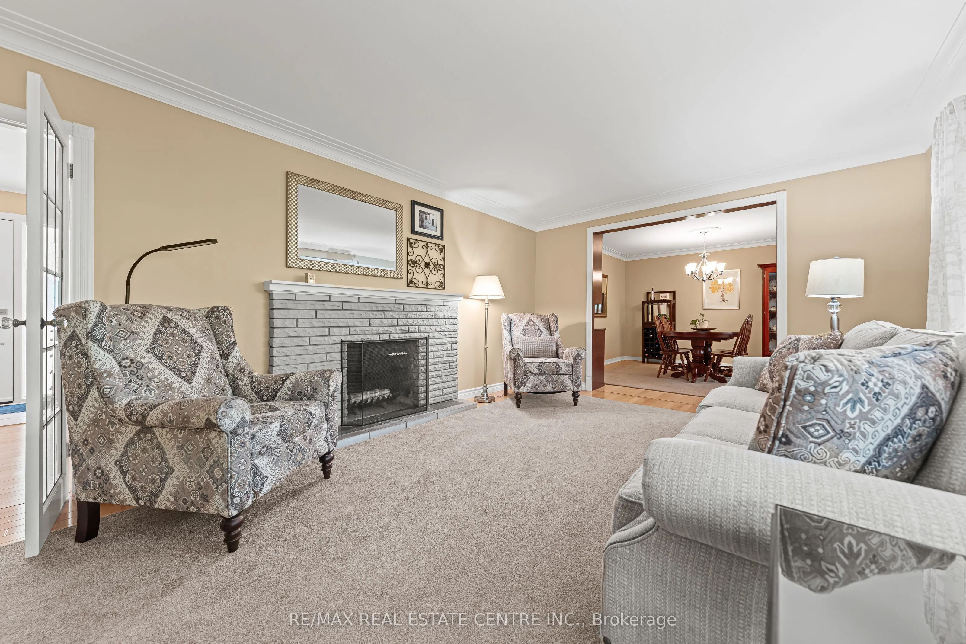 45 Highland Crescent