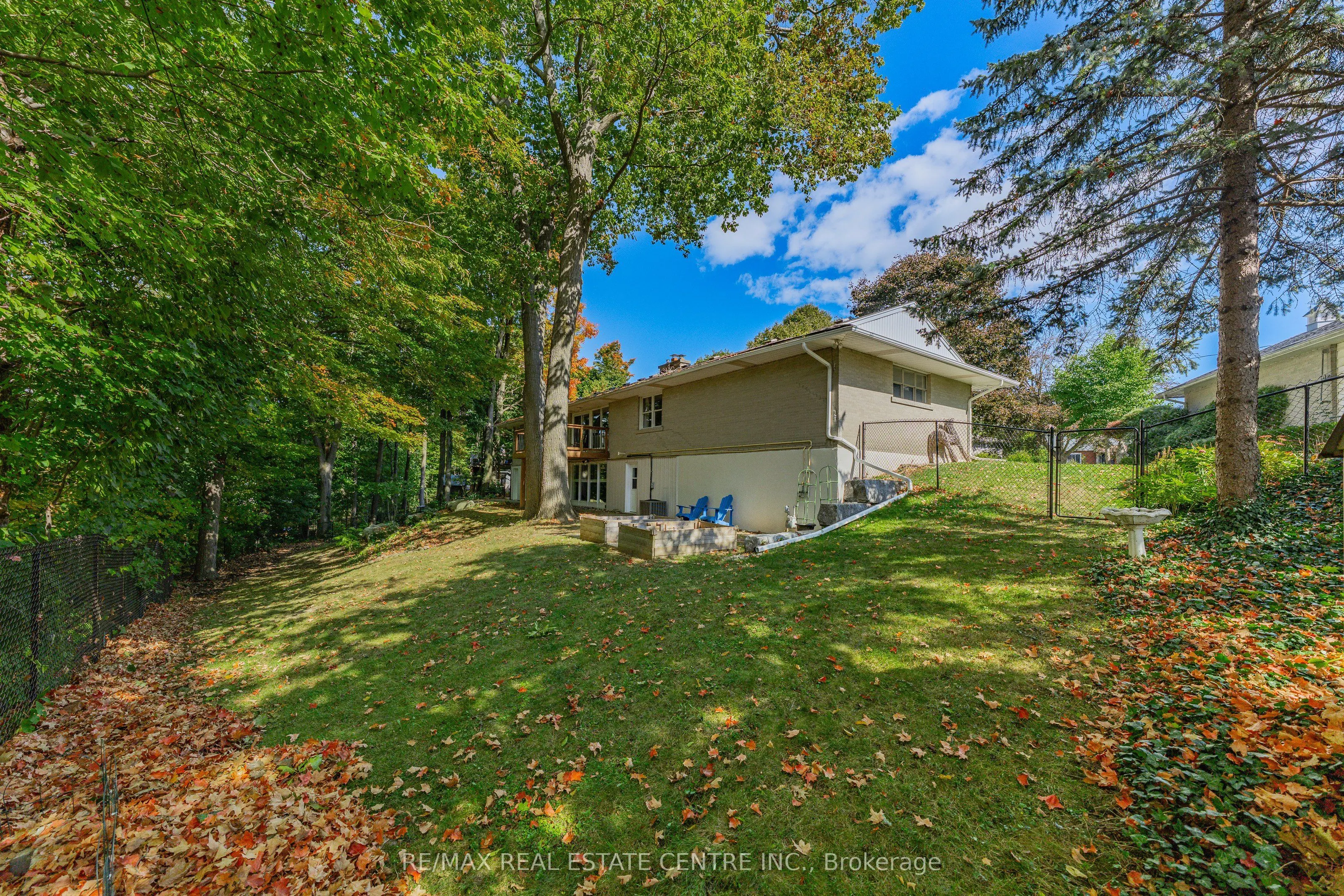 45 Highland Crescent