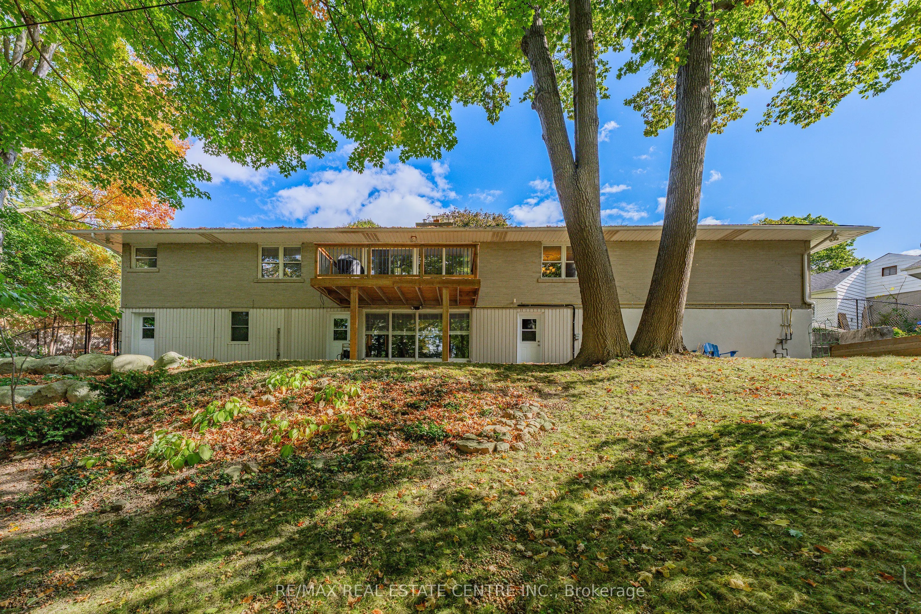 45 Highland Crescent