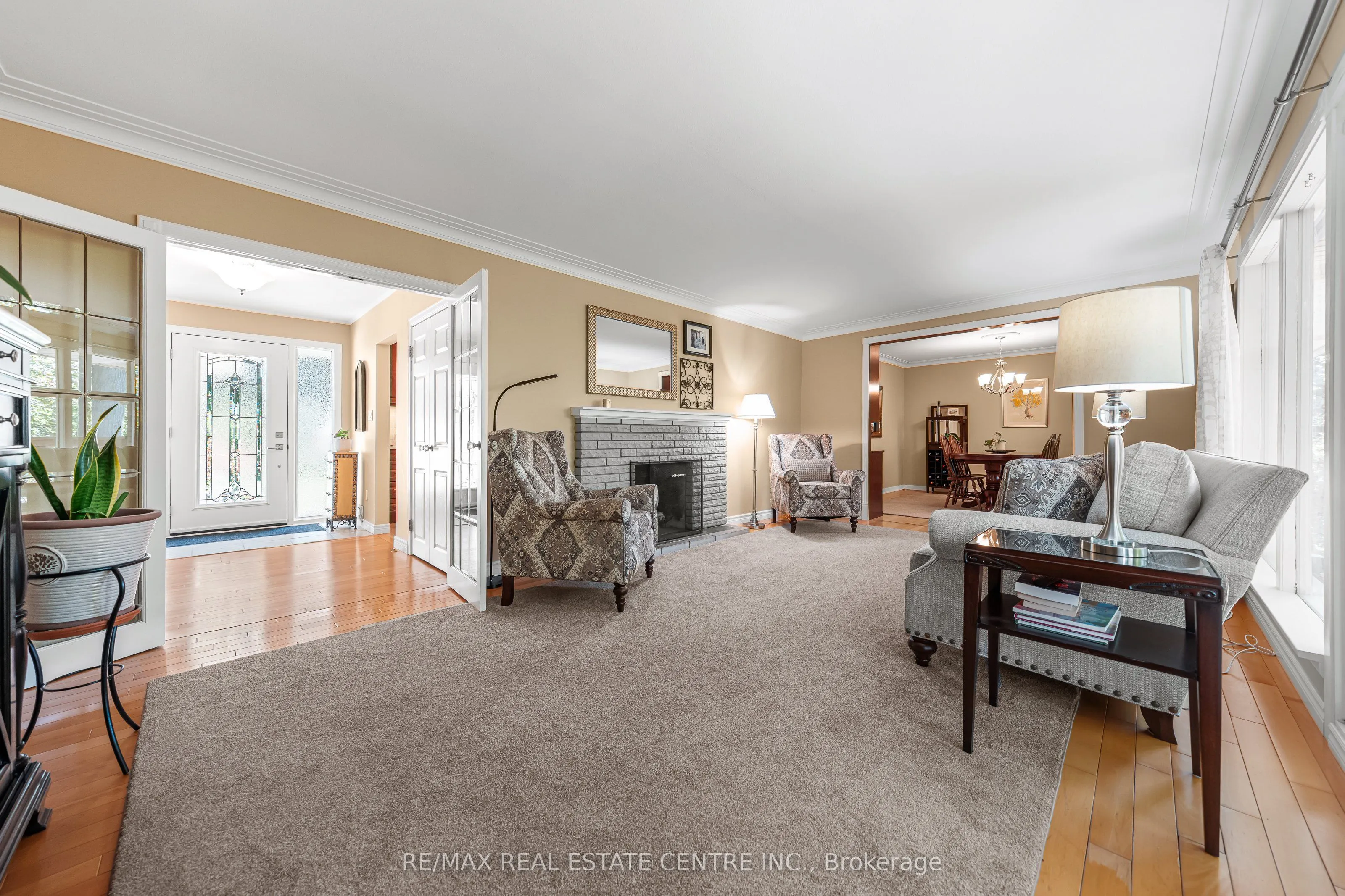 45 Highland Crescent