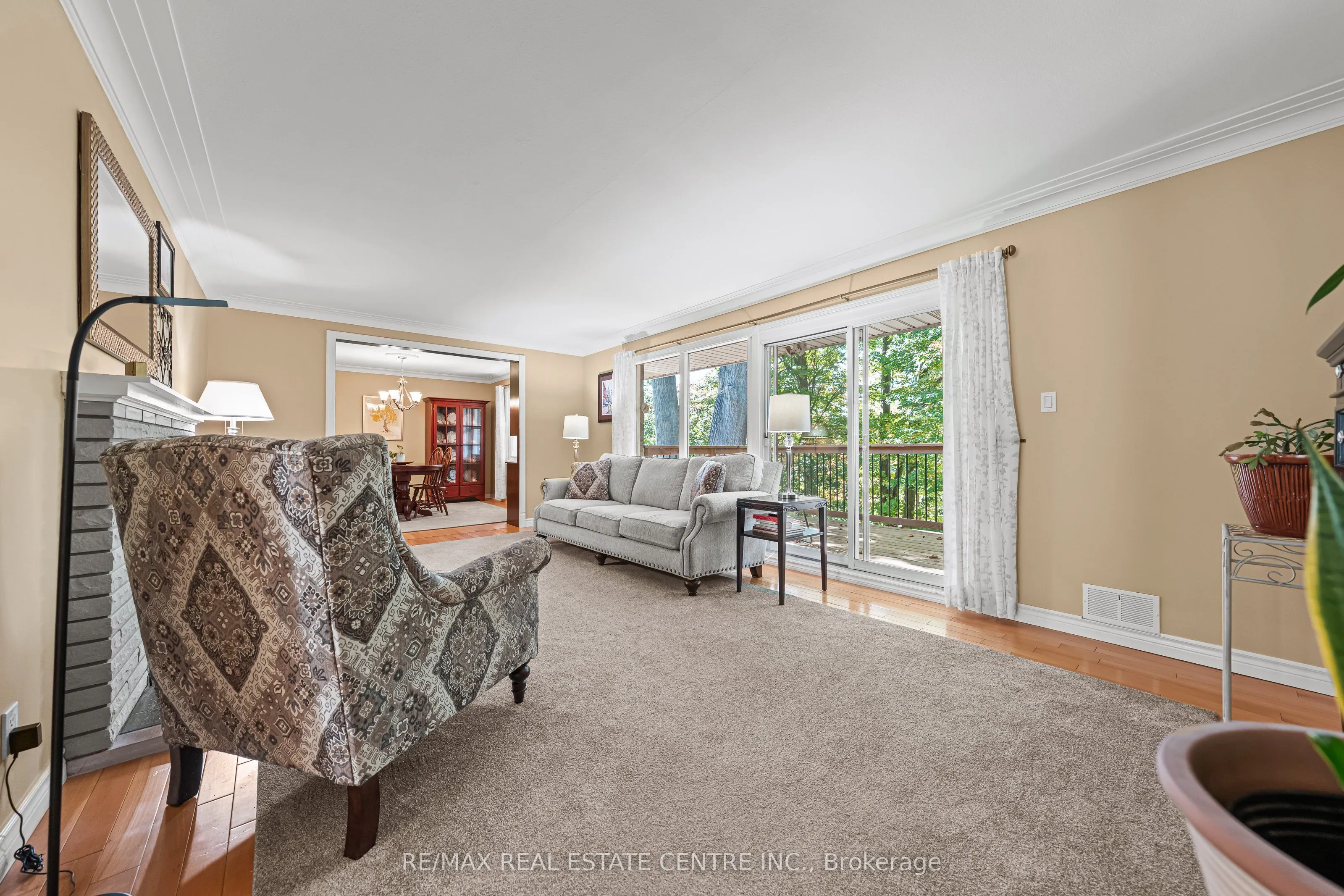 45 Highland Crescent
