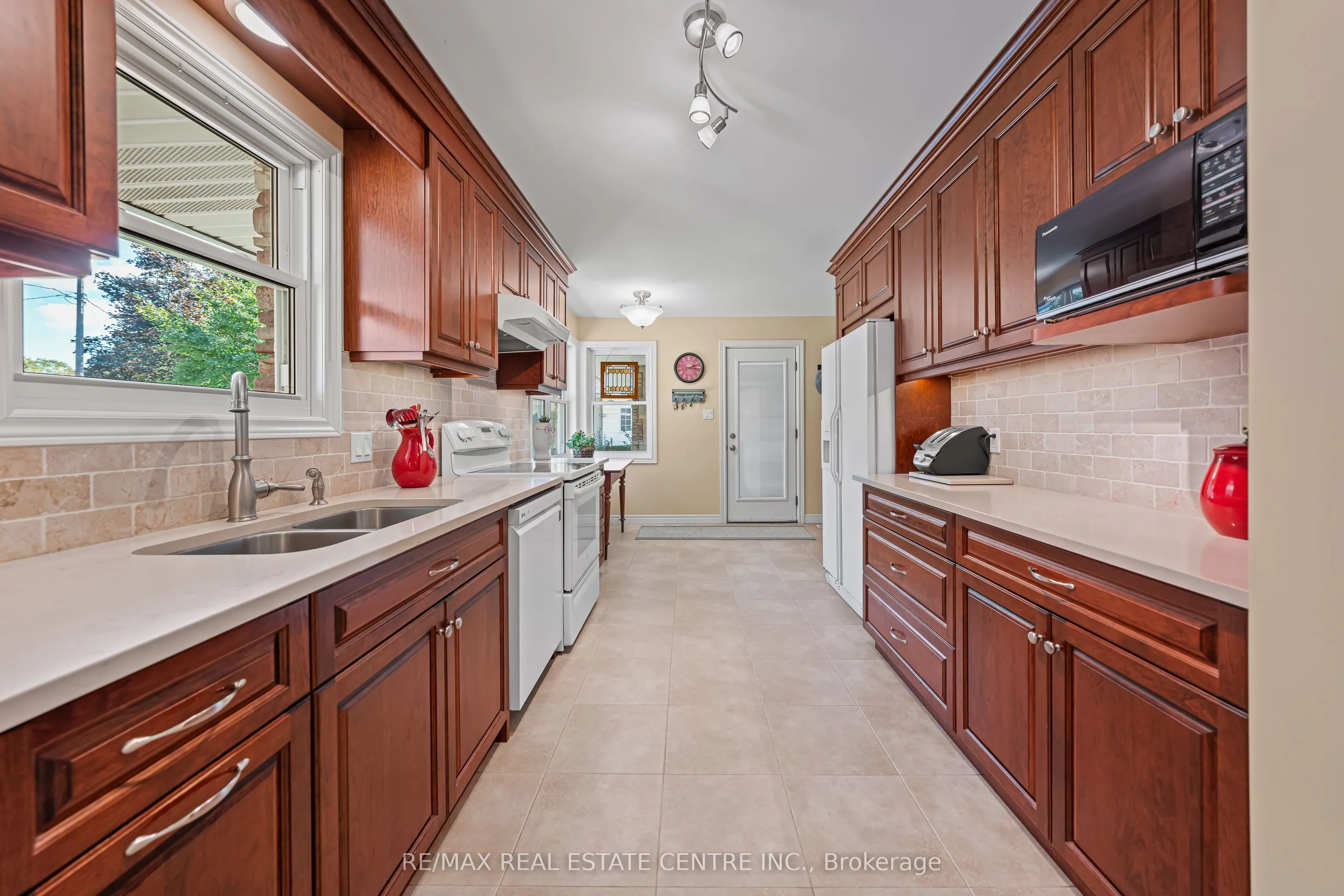45 Highland Crescent