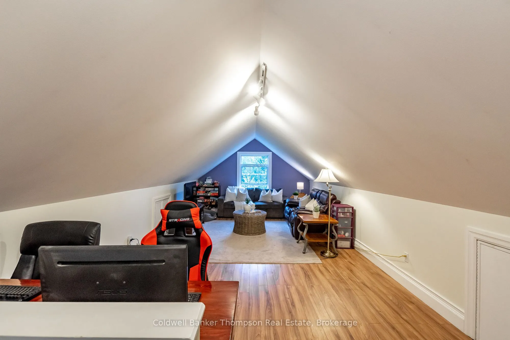20 Wolf Paw Road