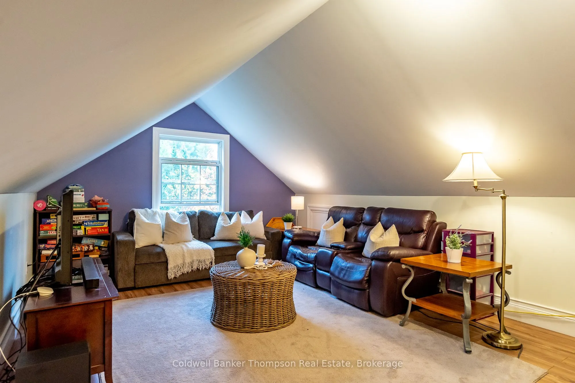 20 Wolf Paw Road