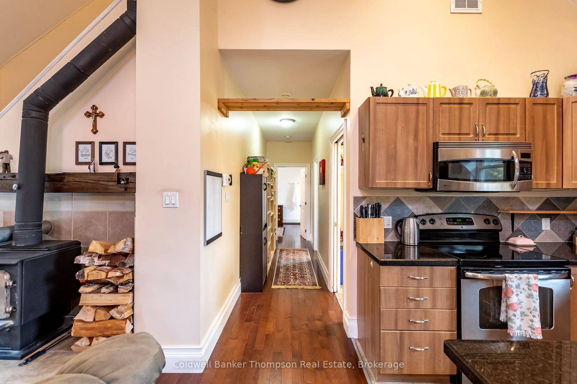20 Wolf Paw Road