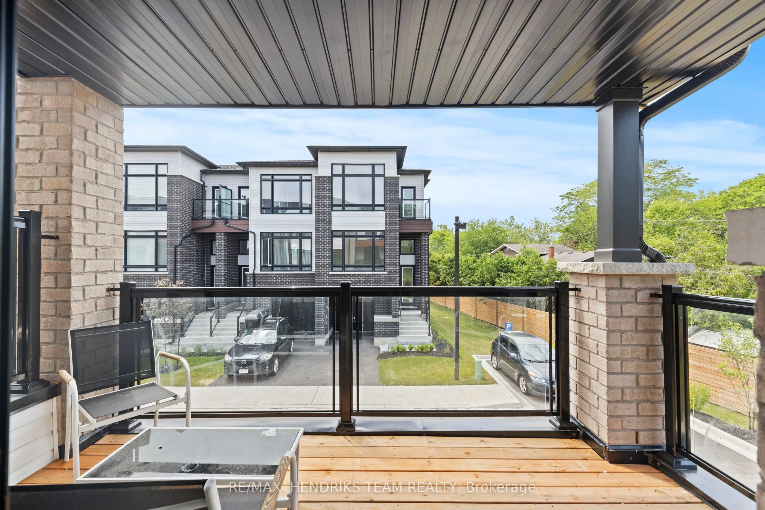 48 Sidney Rose Common, #48