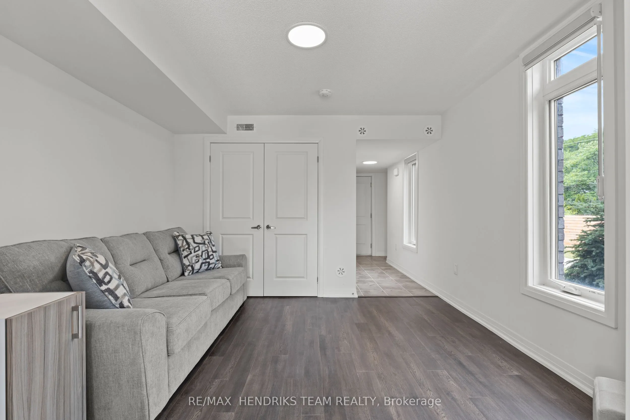 48 Sidney Rose Common, #48