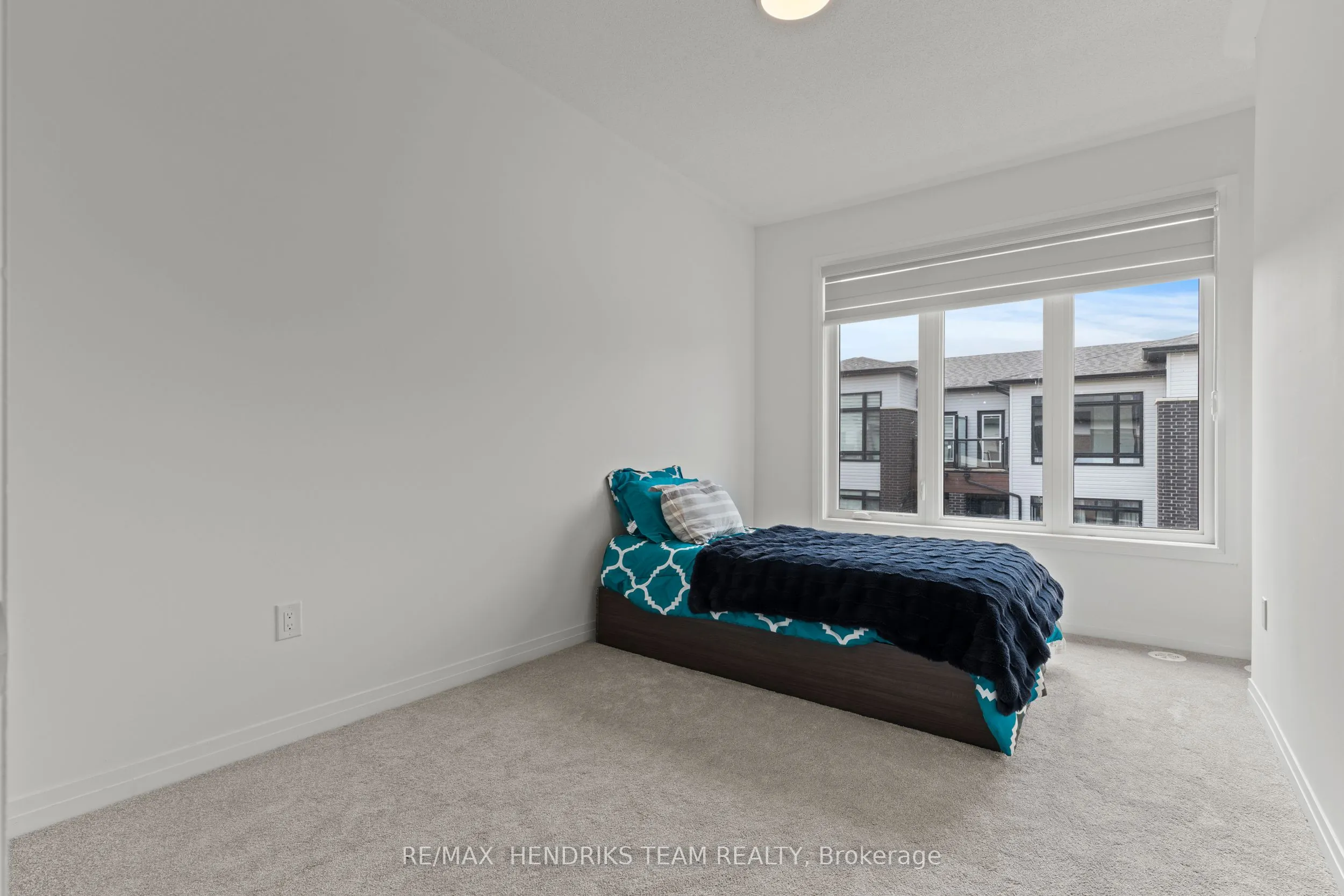 48 Sidney Rose Common, #48