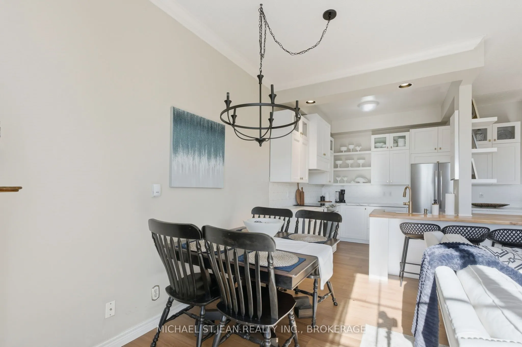 262 Dundas Street E, #311