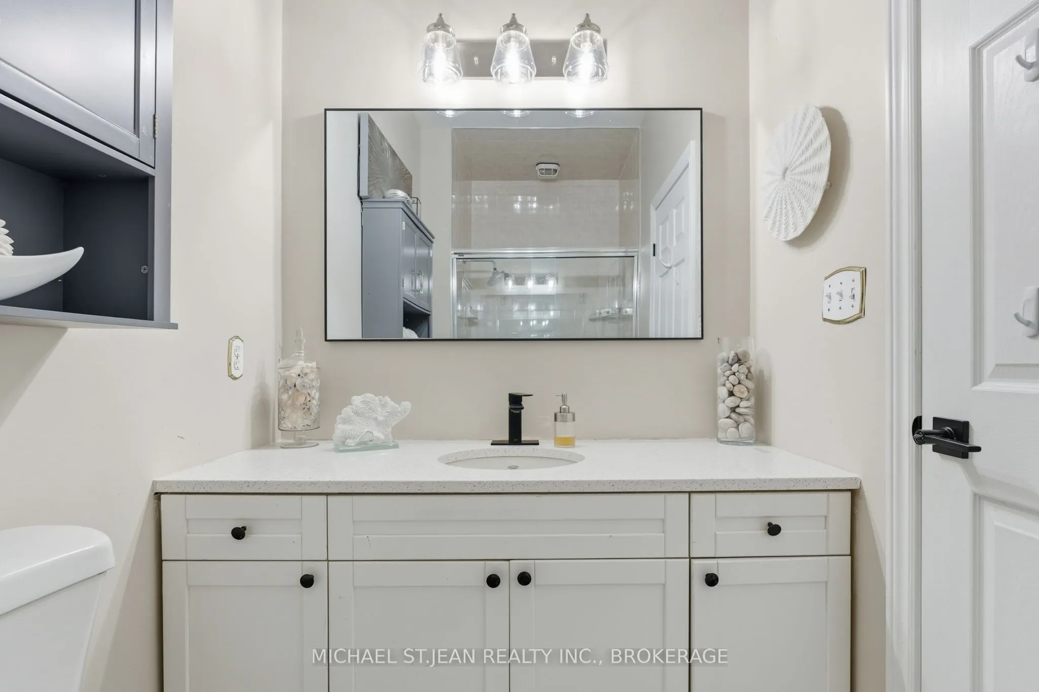 262 Dundas Street E, #311