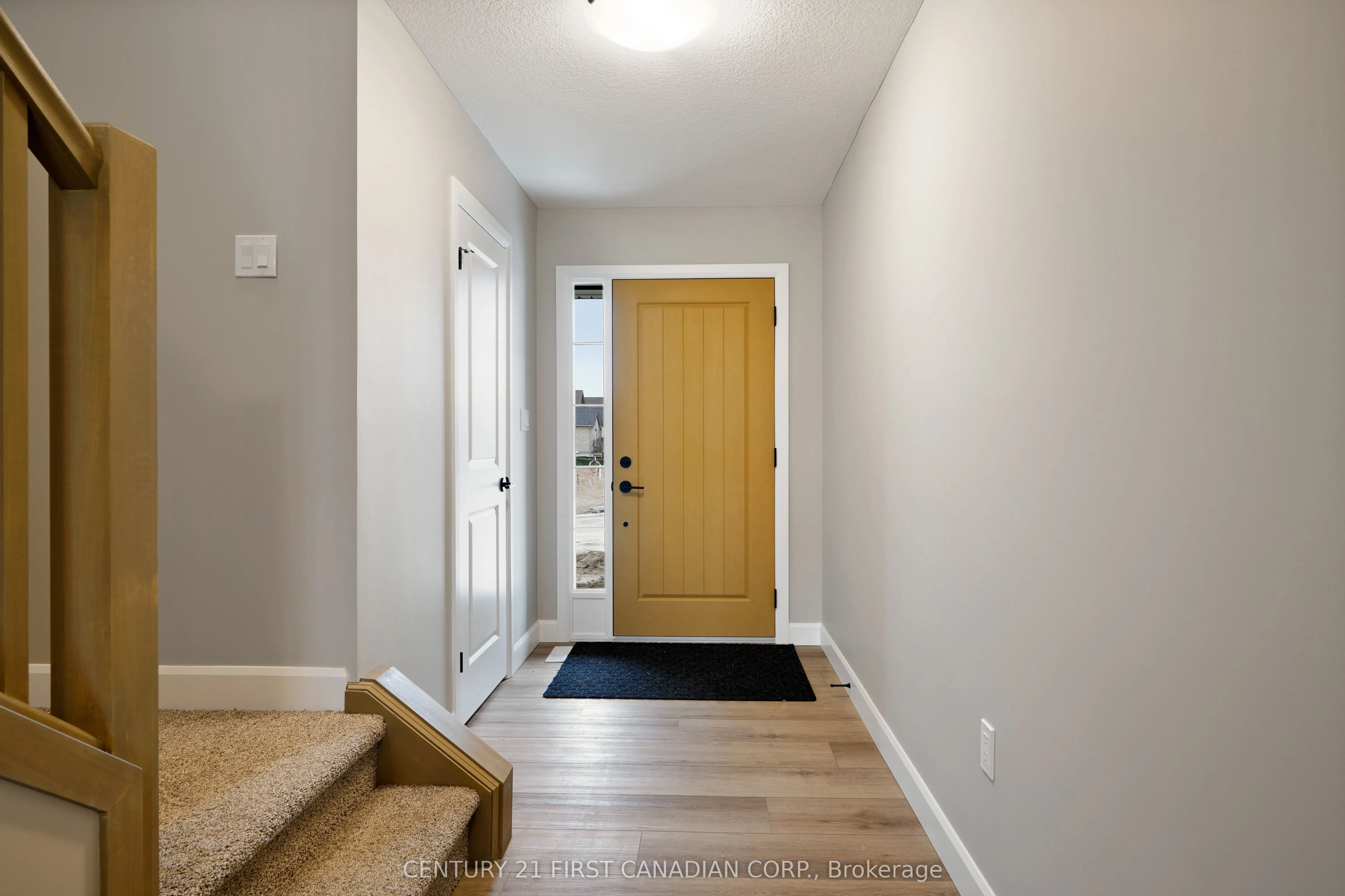 9 Twynstra Street