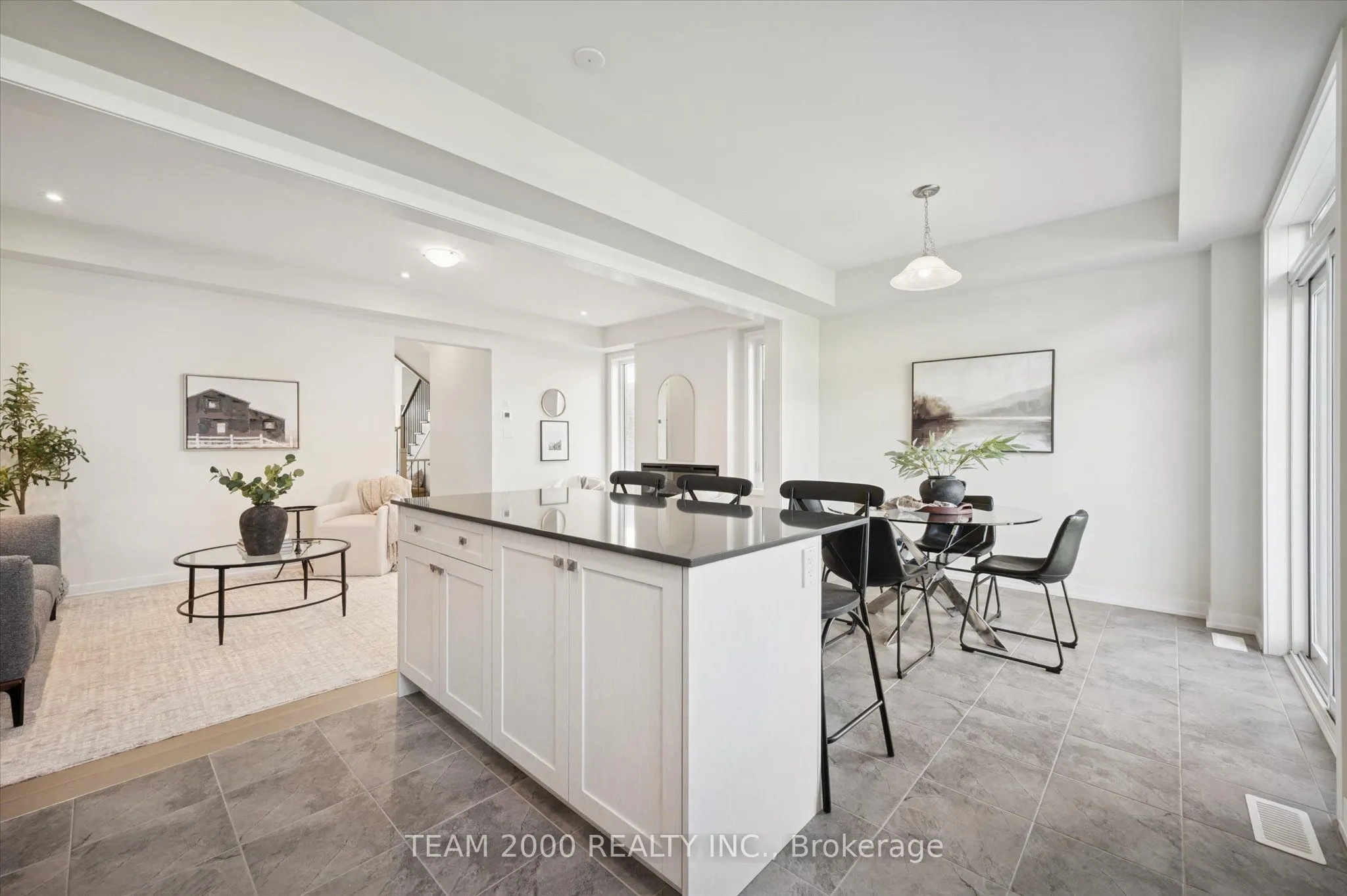 15 Moss Drive