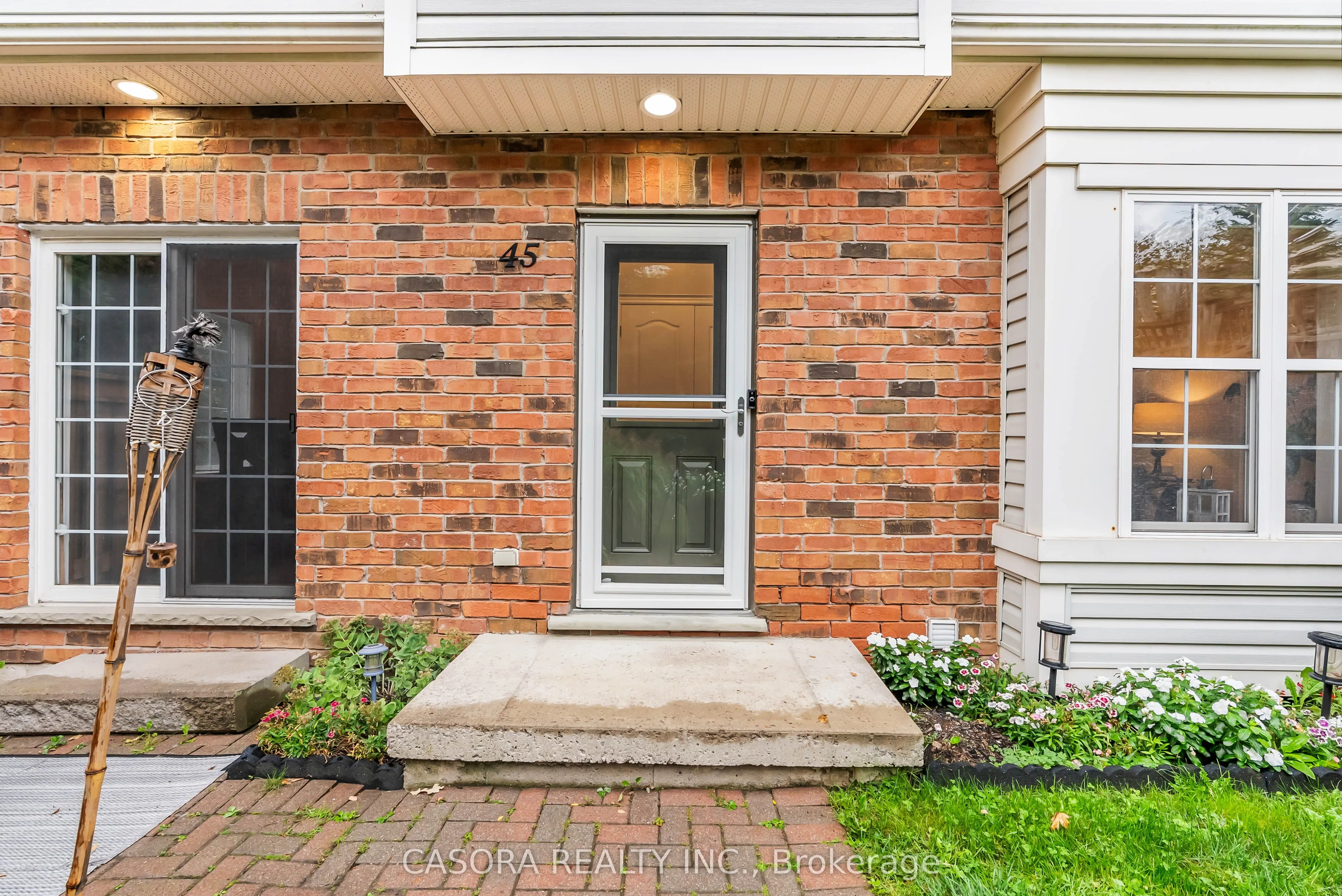 1085 Harrogate Drive, #45