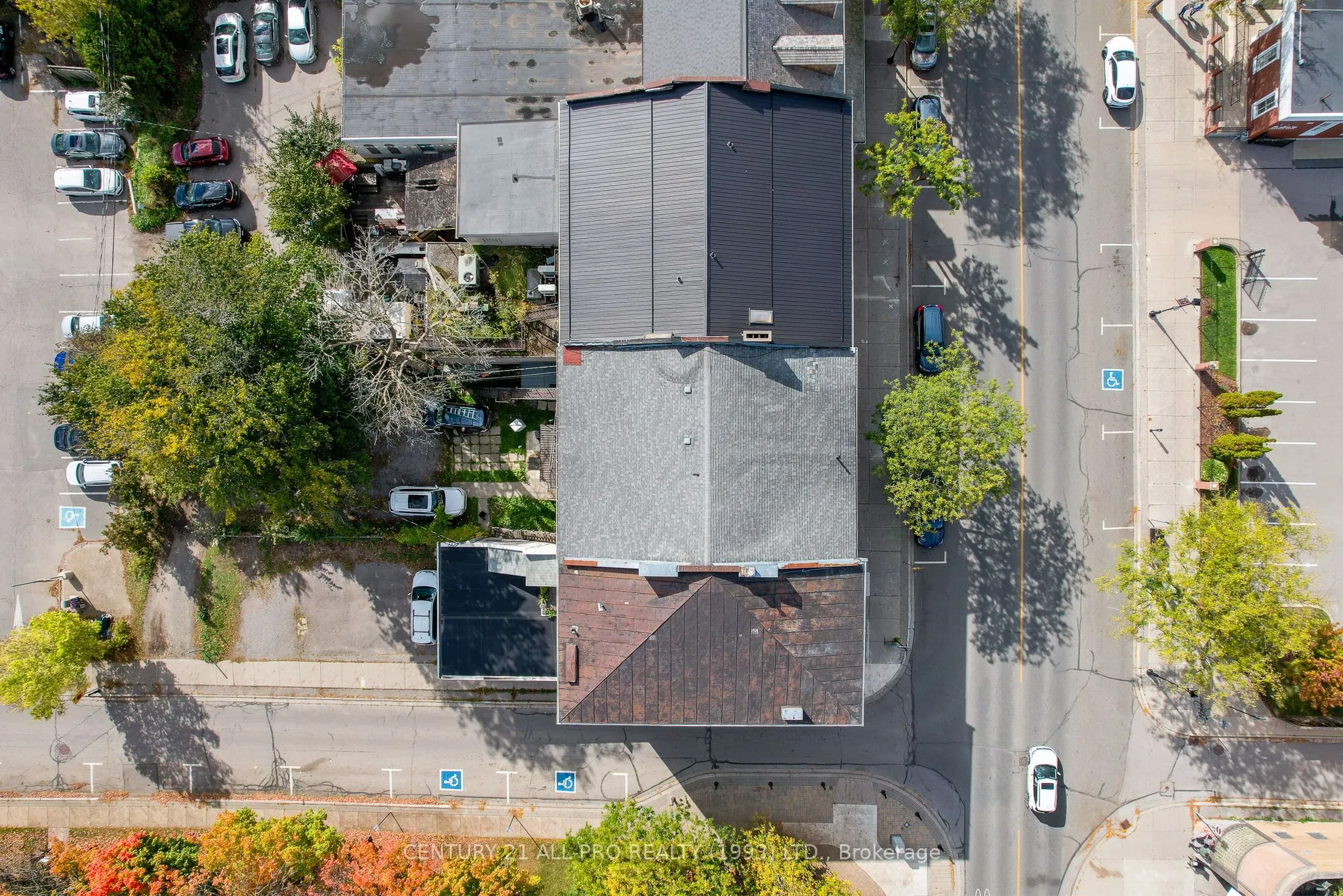 41-43 King Street E