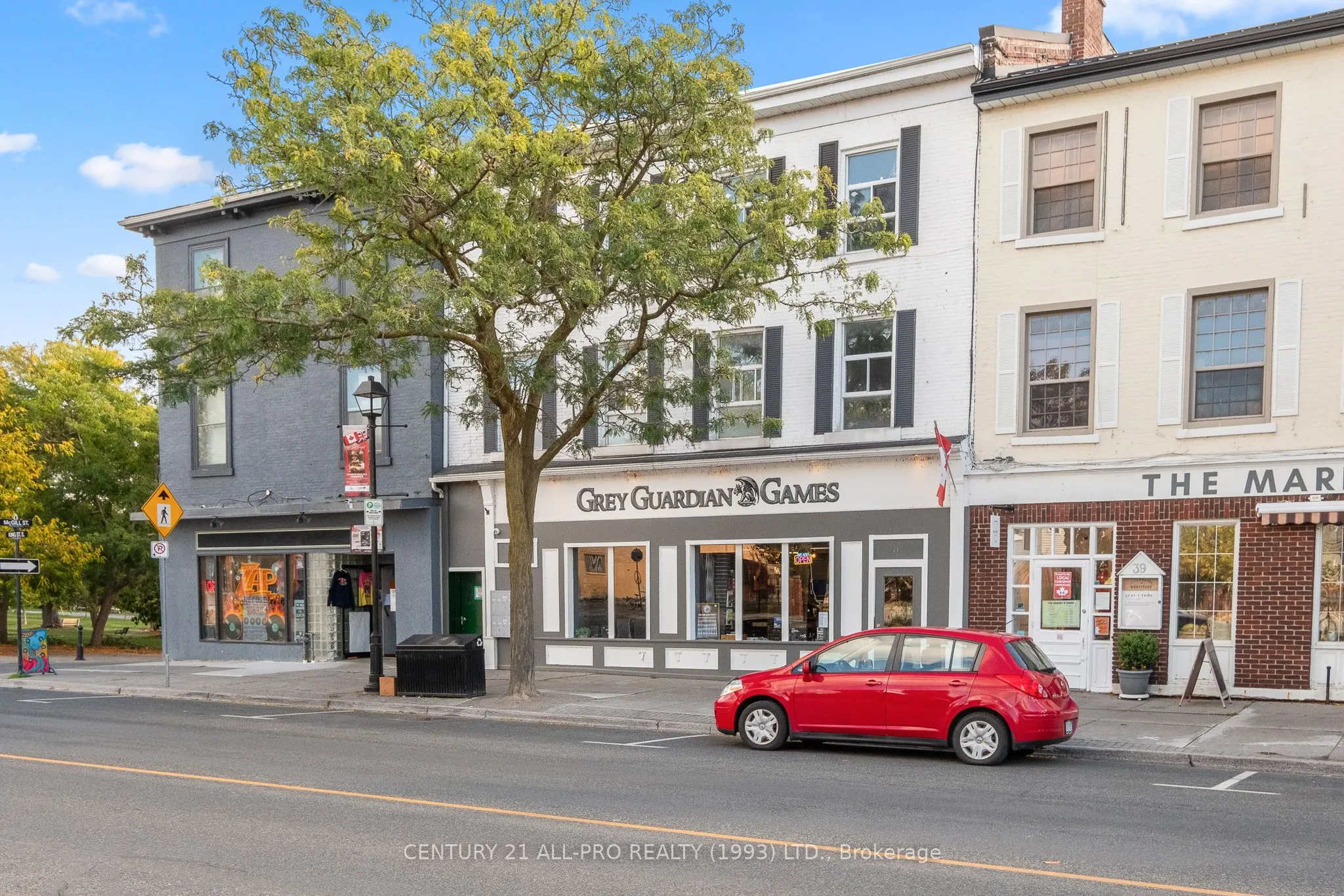 41-43 King Street E