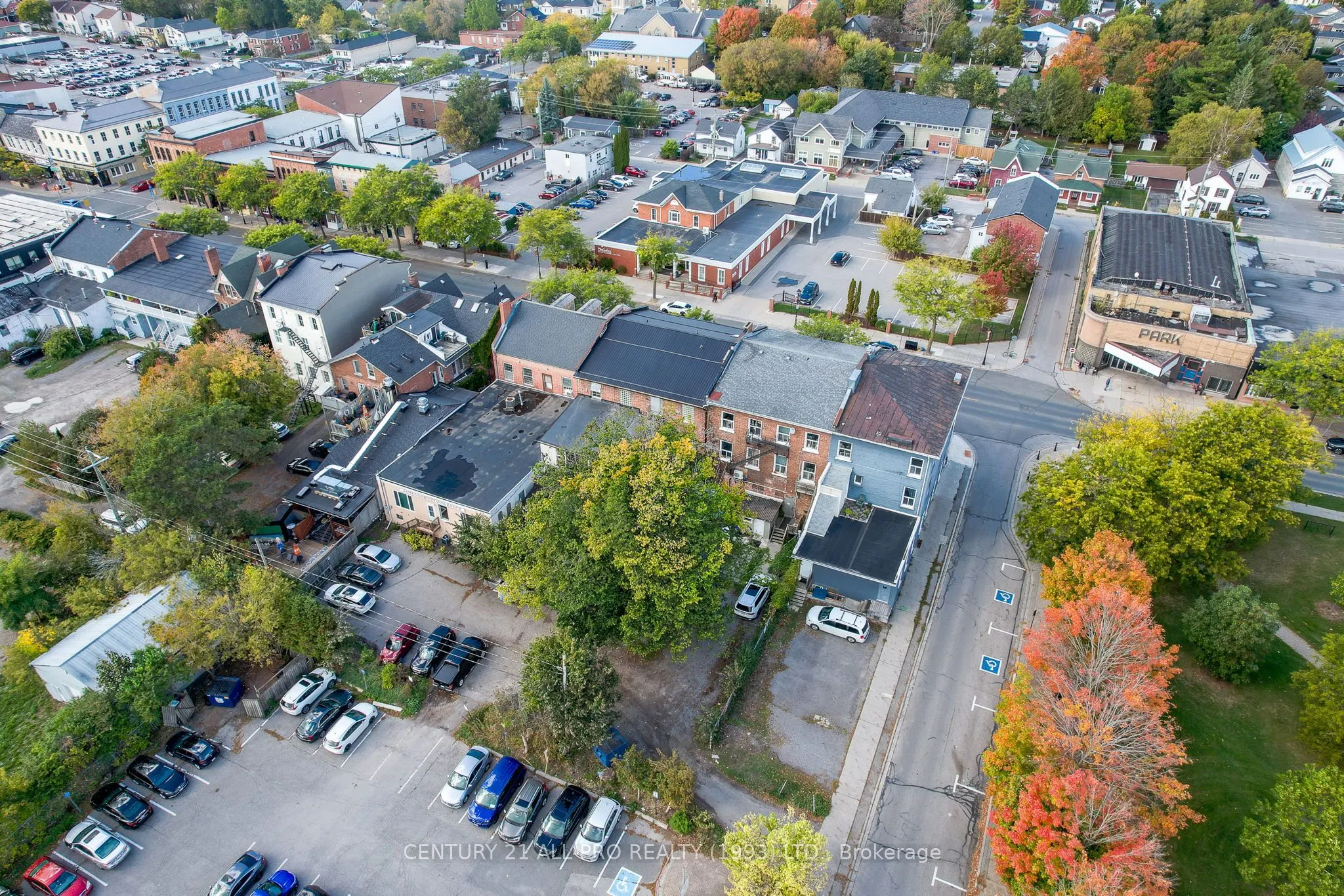 41-43 King Street E